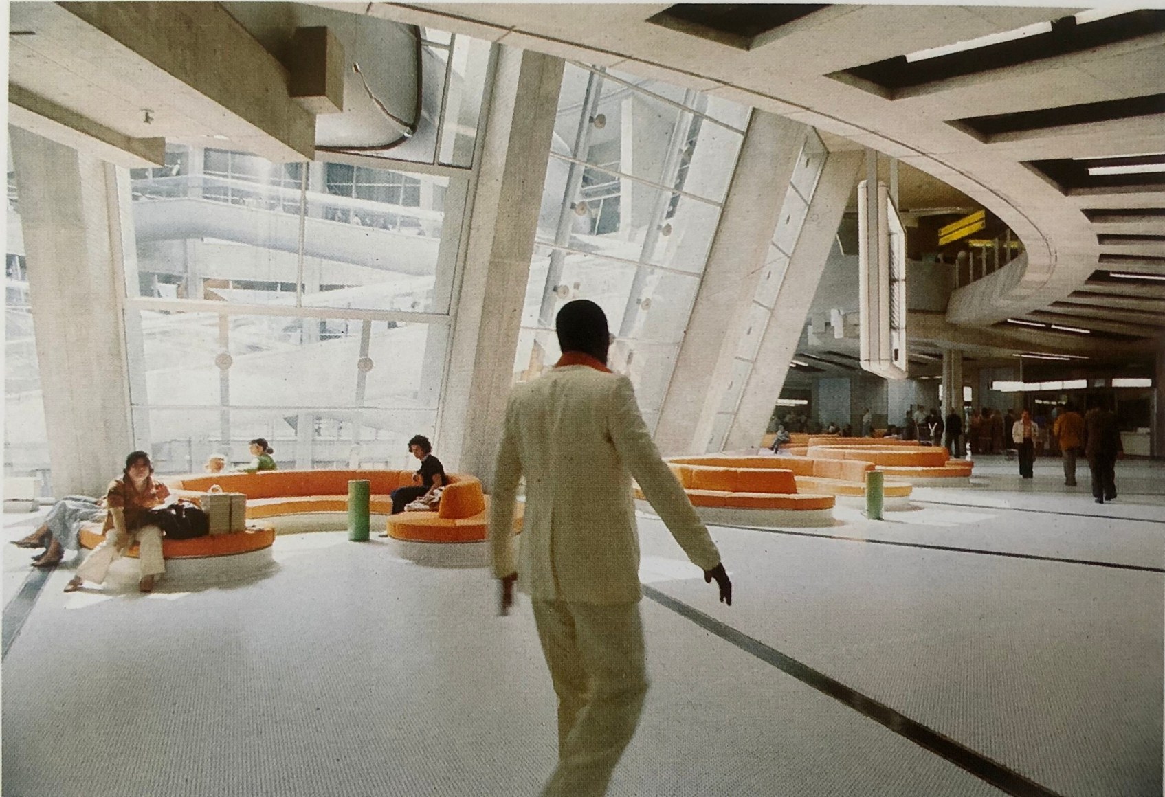 Charles de Gaulle Airport, Terminal 1