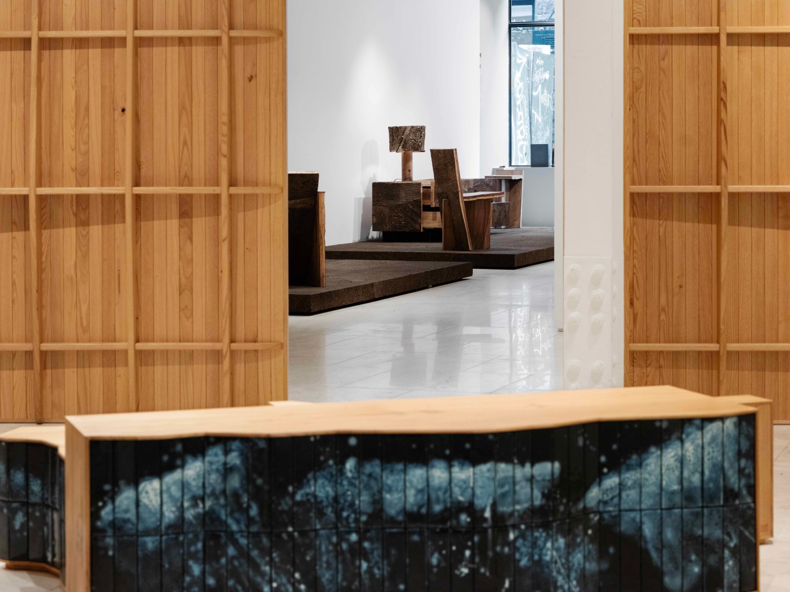 installation shot of MiS 2