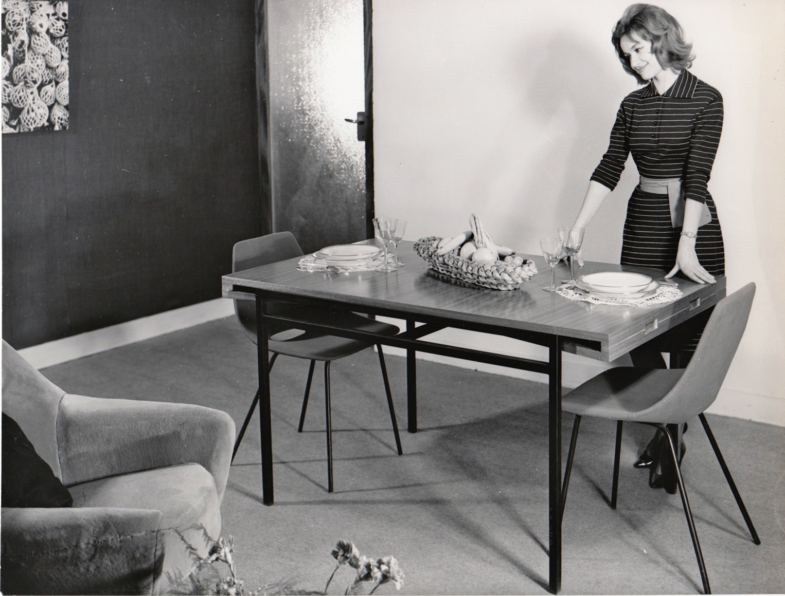 Dining Table,&nbsp;Darvogne Huchers-Minvielle Archives