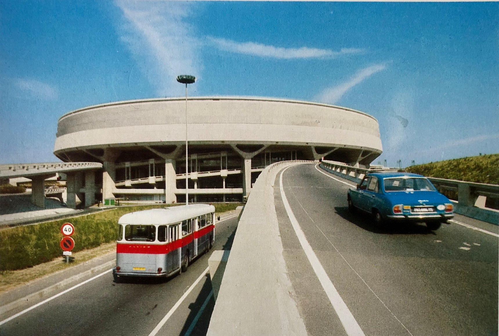 Charles de Gaulle Airport, Terminal 1