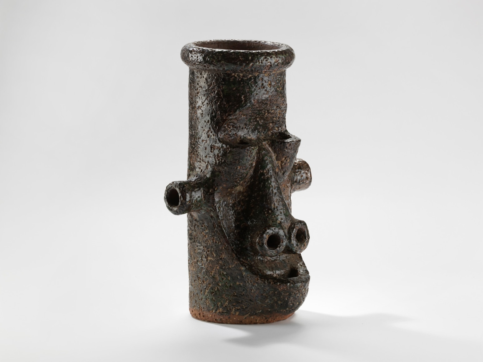 photograph of a cephalomorphic head in an empty room