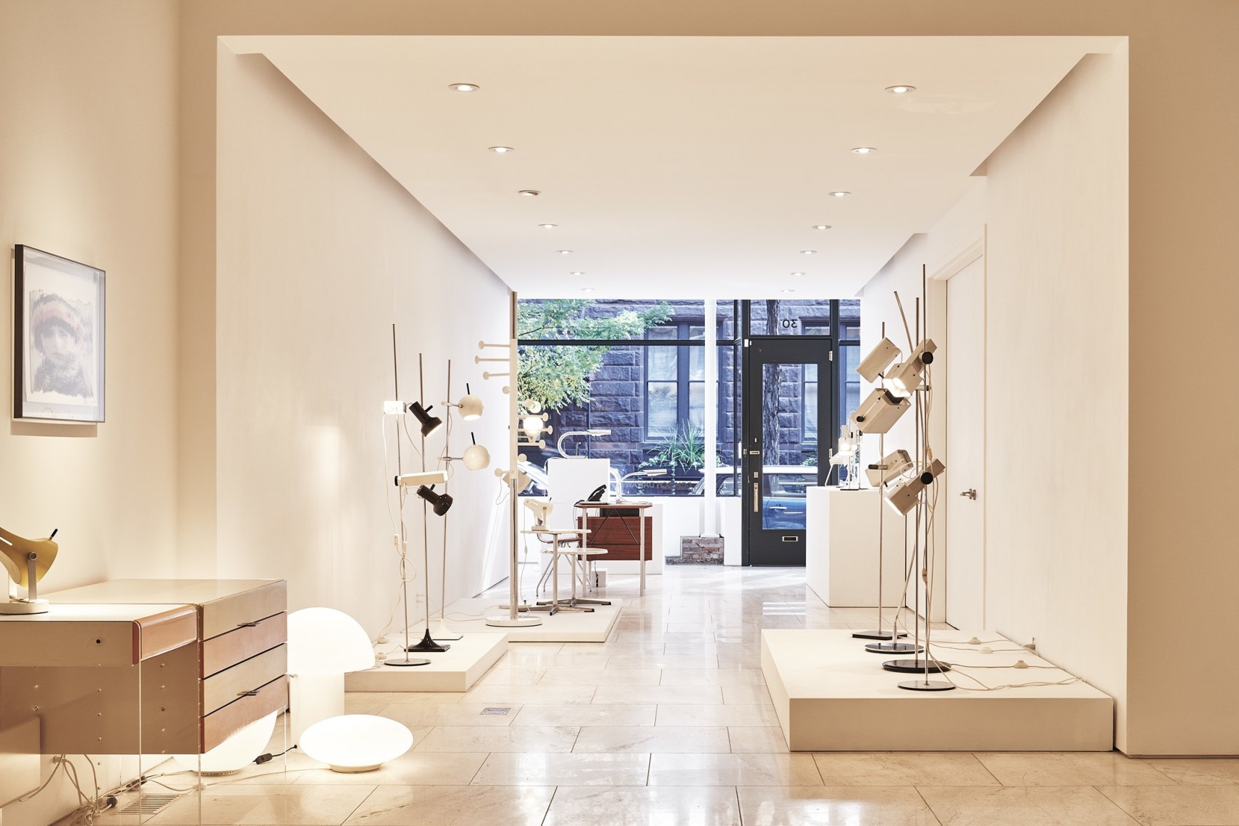 Etienne Fermigier: Lighting for Monix