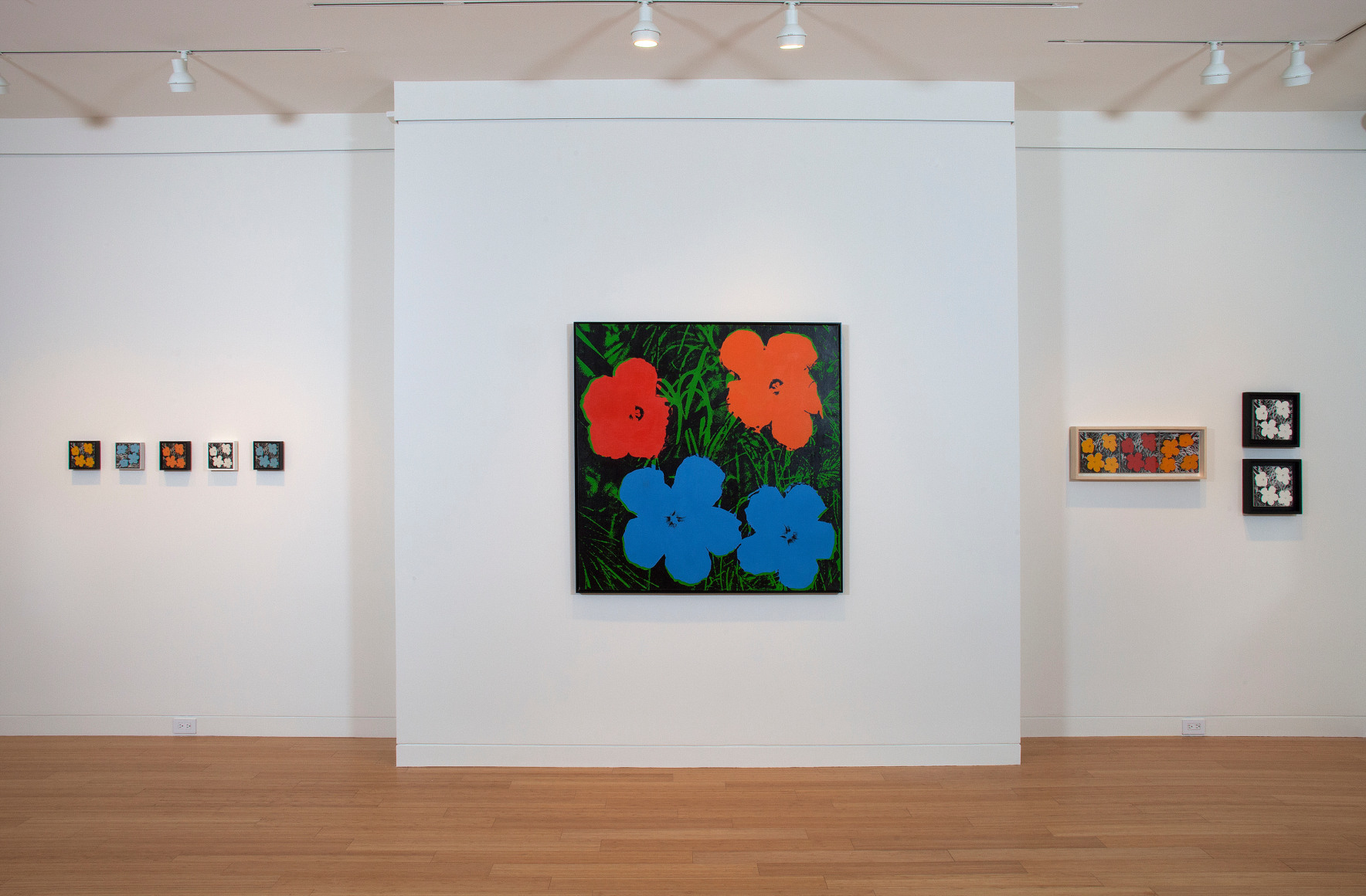 Andy Warhol, Flowers, 1964/1965., © 2012 The Andy Warhol Foundation for the Visual Arts, Inc./Artists Rights Society (ARS), New York.
