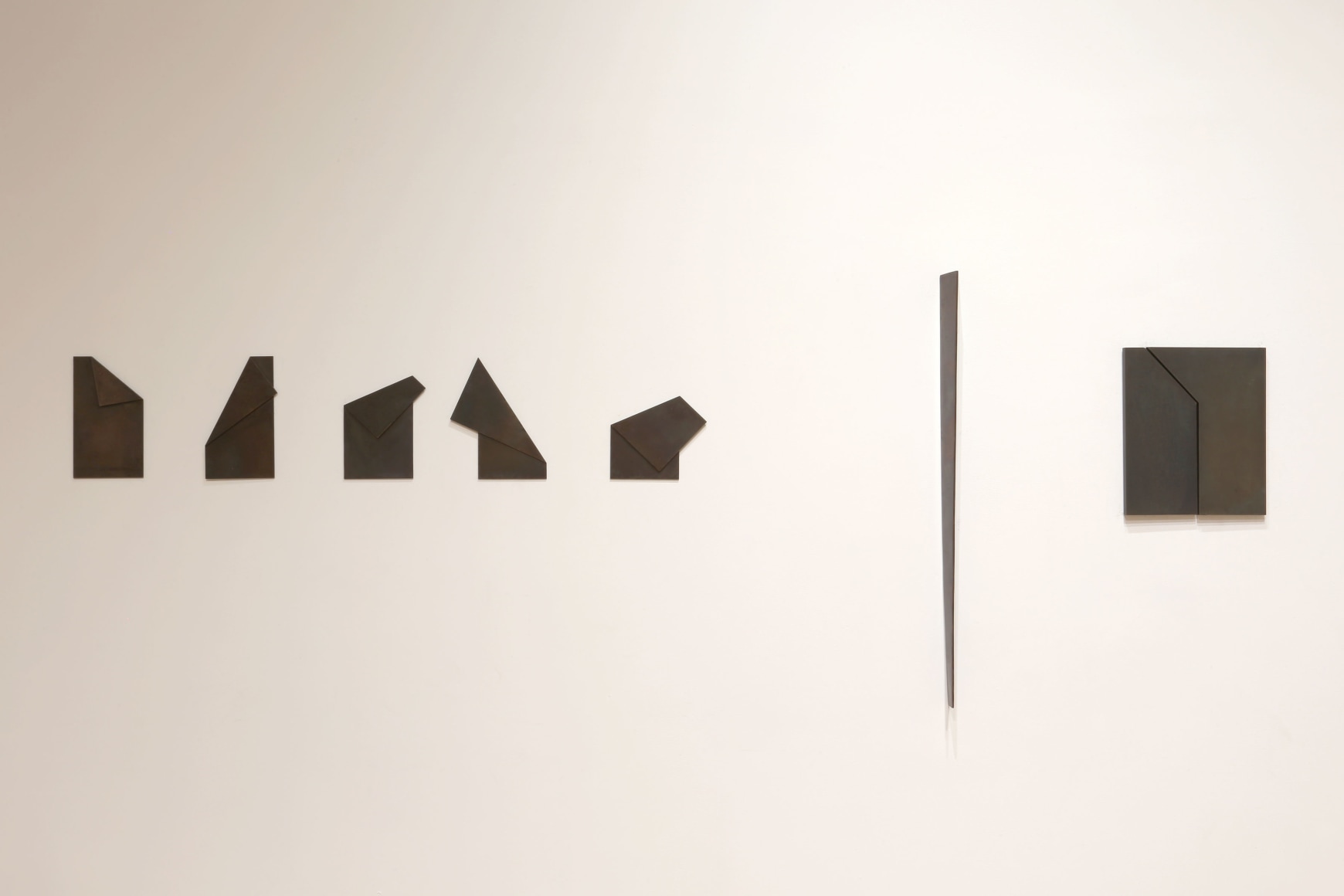 Gloria Ortiz-Hernández: Drawings and Sculptures at Anita Rogers Gallery