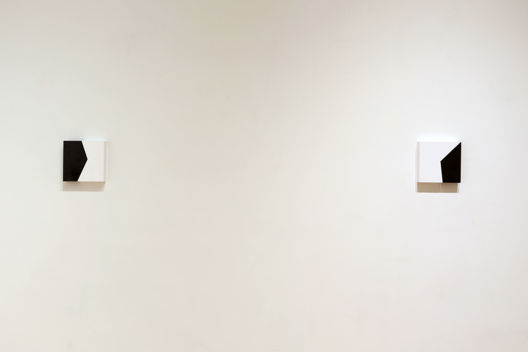 Gloria Ortiz-Hernández: Drawings and Sculptures at Anita Rogers Gallery