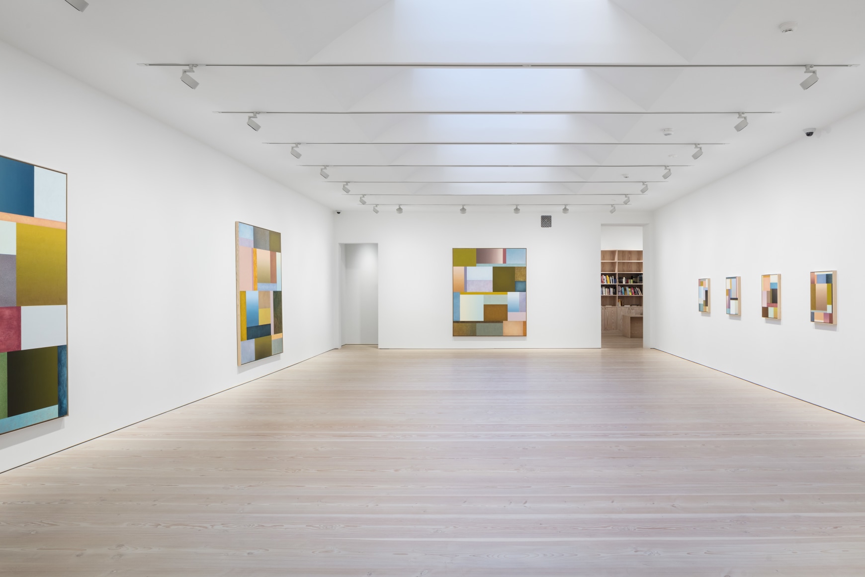 Jesper Nyr&eacute;n, Surrounding, 2017