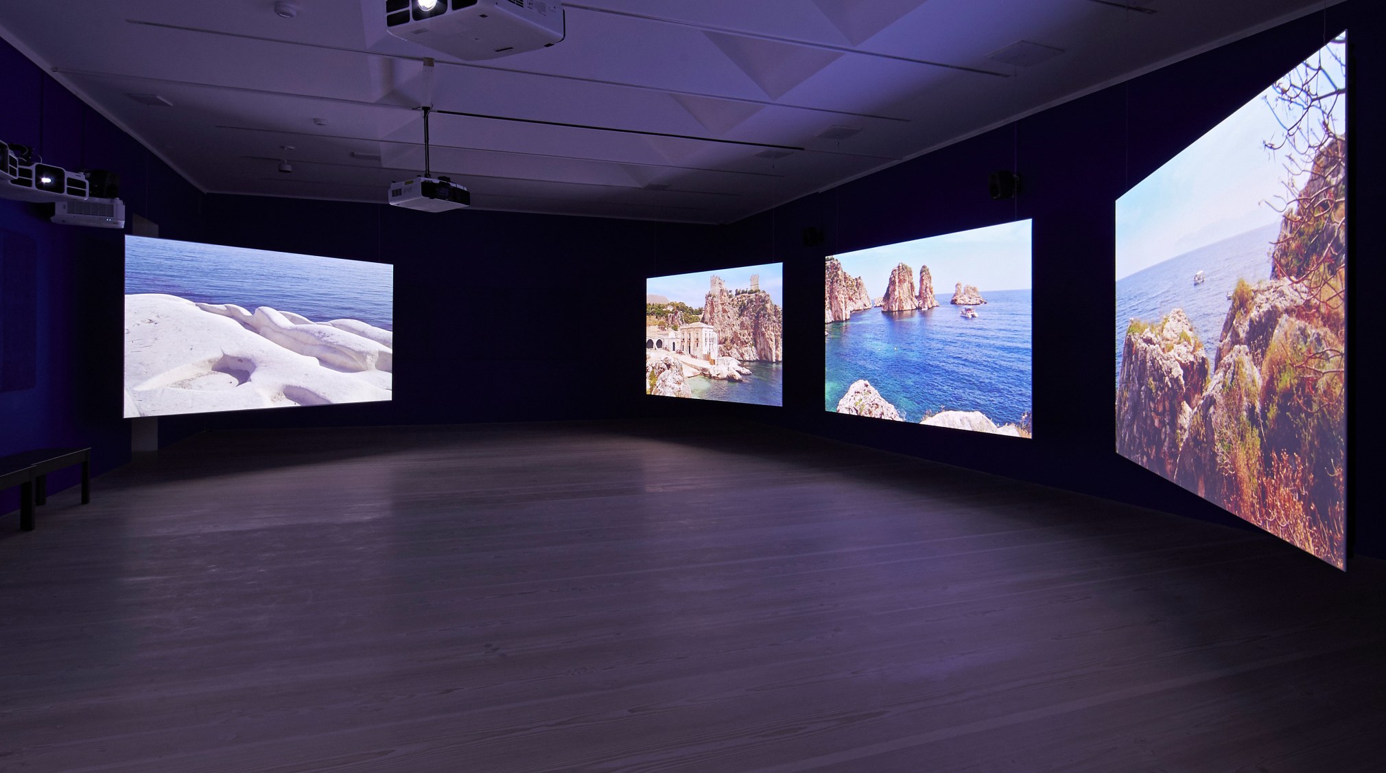 Isaac Julien - Exhibitions - galerieforsblom.com