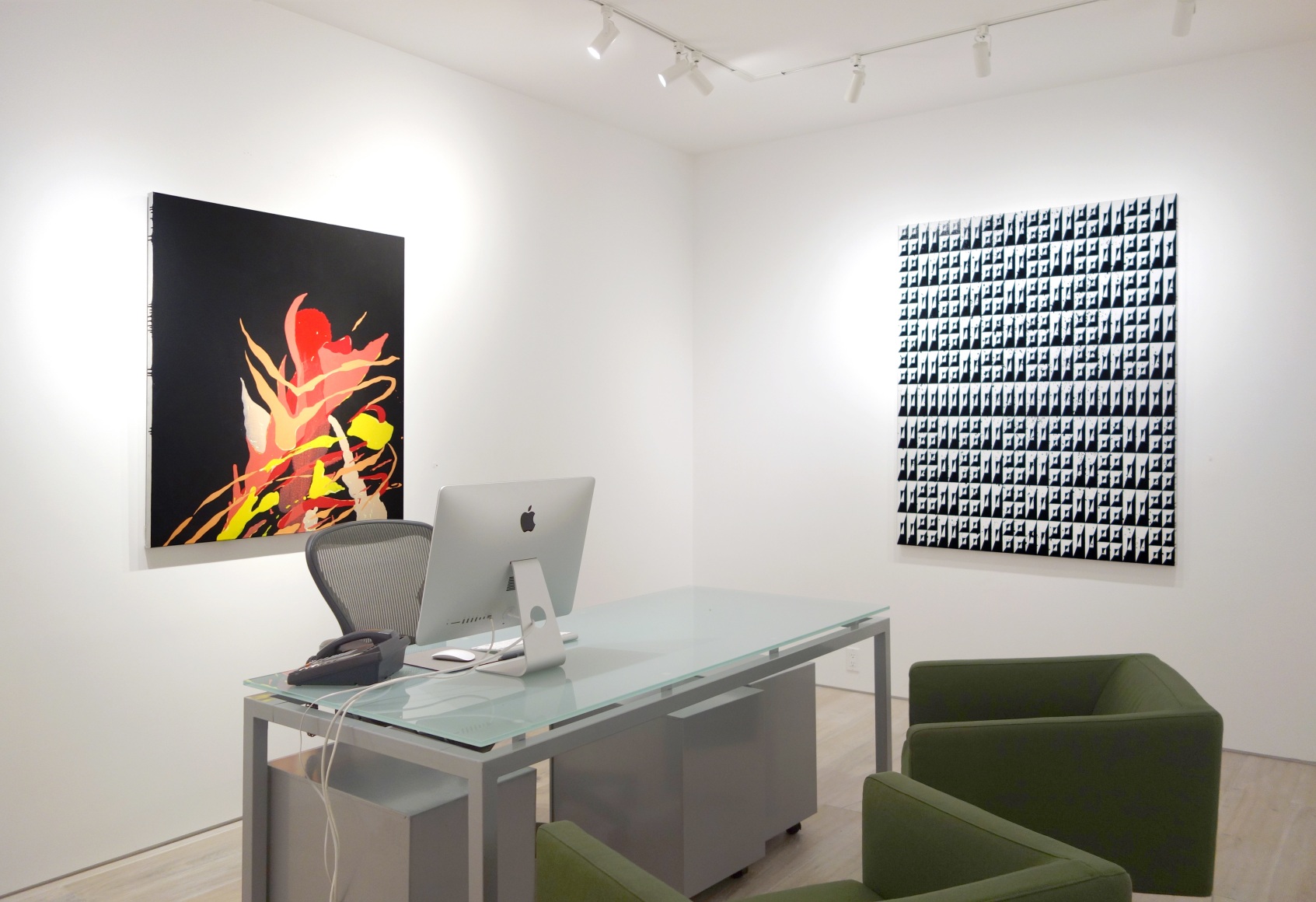 Highlight: Summer One - Installation view