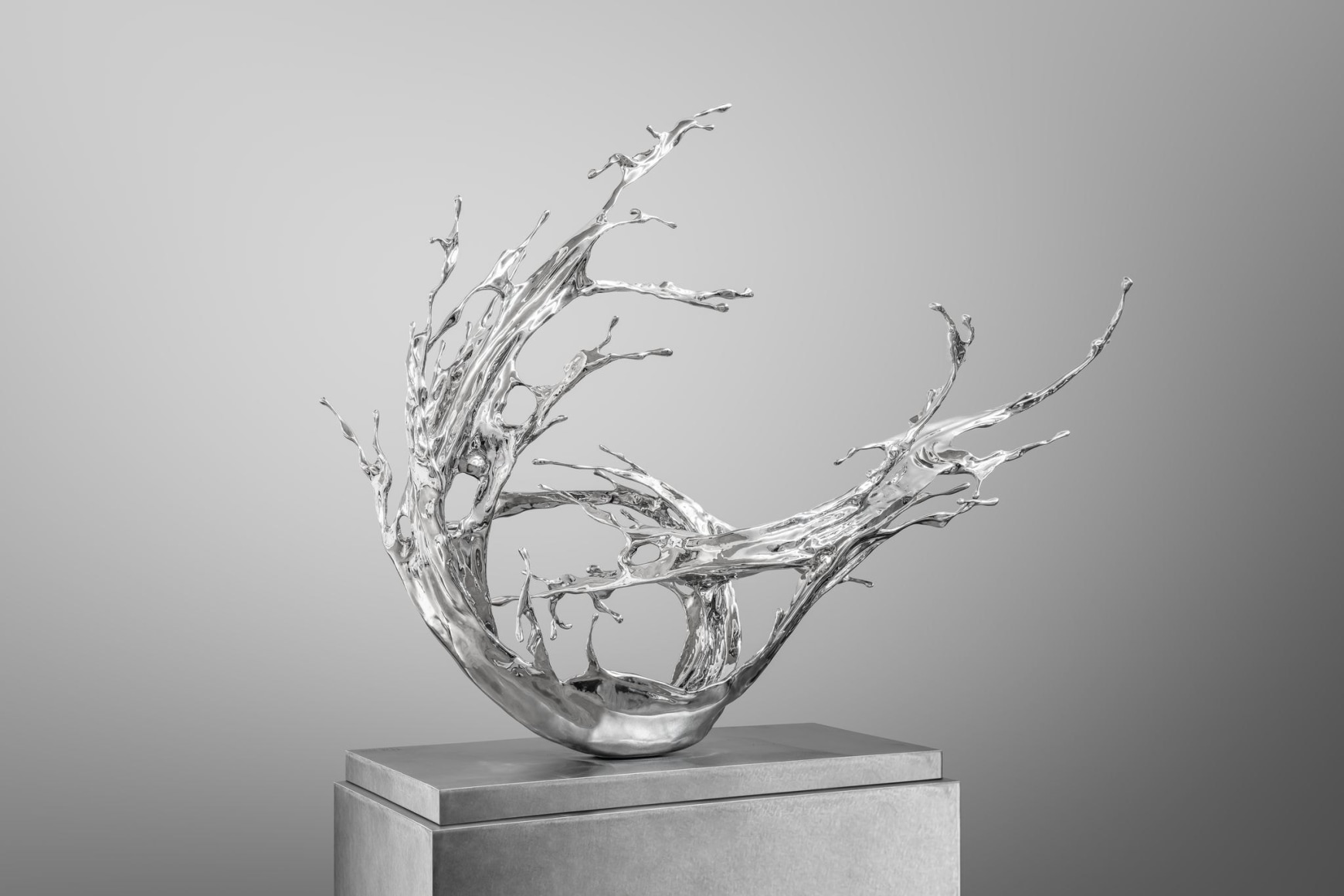 Zheng Lu, Water in Dripping &ndash; Grace, 2024, stainless steel, 130 x 160 x 80 cm (51.2 x 63 x 31.5 inches)