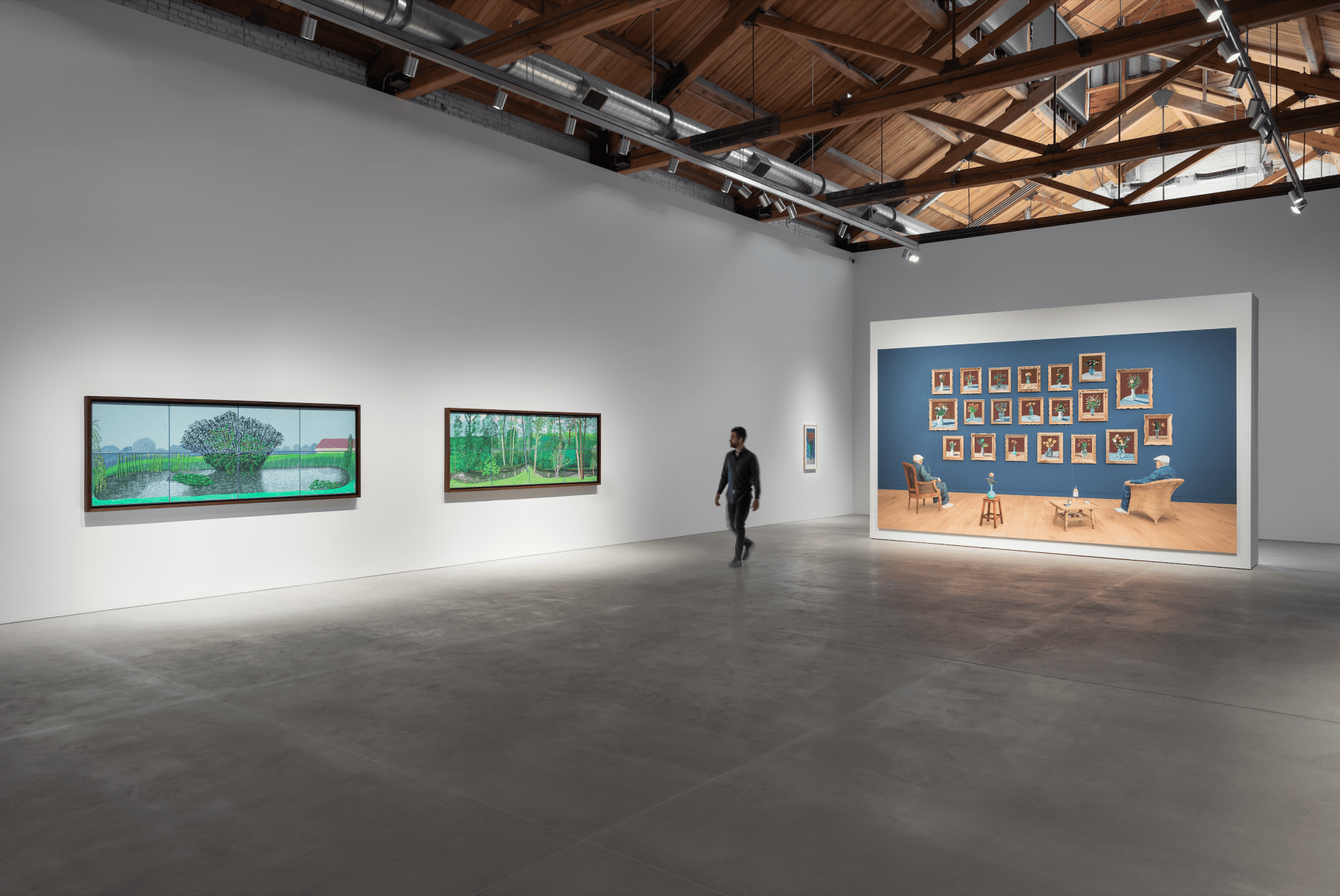 Installation images of "David Hockney: 20 Flowers and Some Bigger Pictures" at GRAY Chicago, 2022 © David Hockney. Photo: James Prinz.