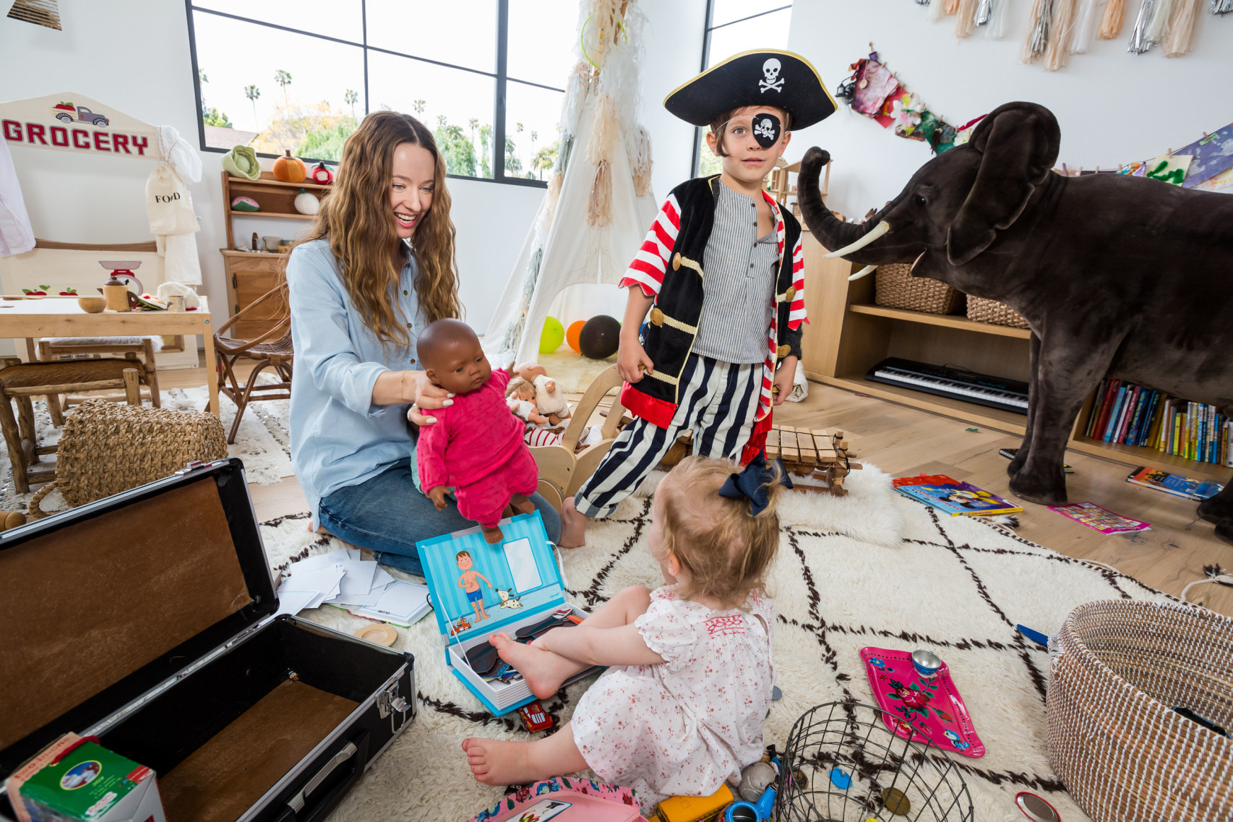 Jenni Kayne, 30, with her children, Tanner, 4, and Ripley, 2, at home, Beverly Hills, 2013, Archival Pigment Print