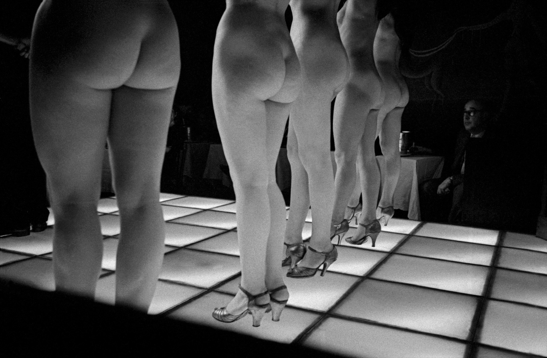 Le Sphynx, Rue Pigalle, Paris, France (g), 1956