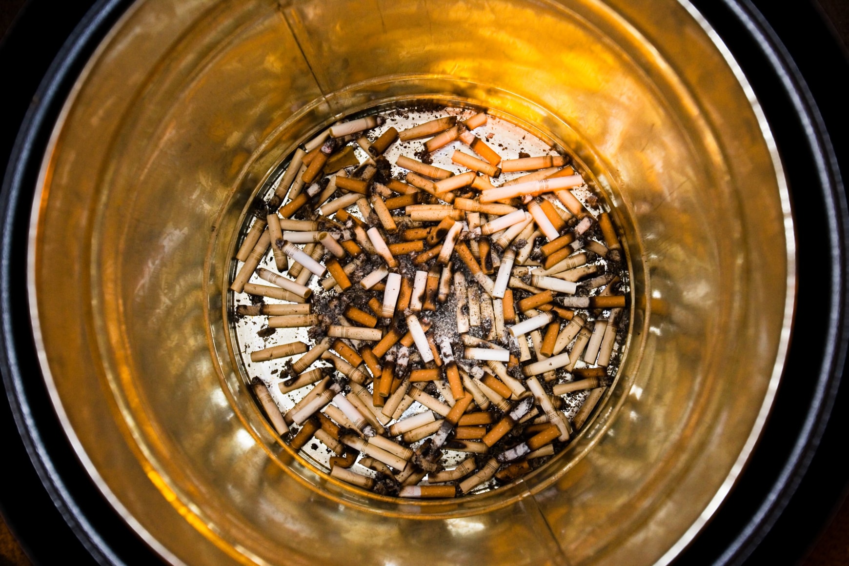 The Resident's Ashtray, Renfrew Center, 2005, Archival Pigment Print