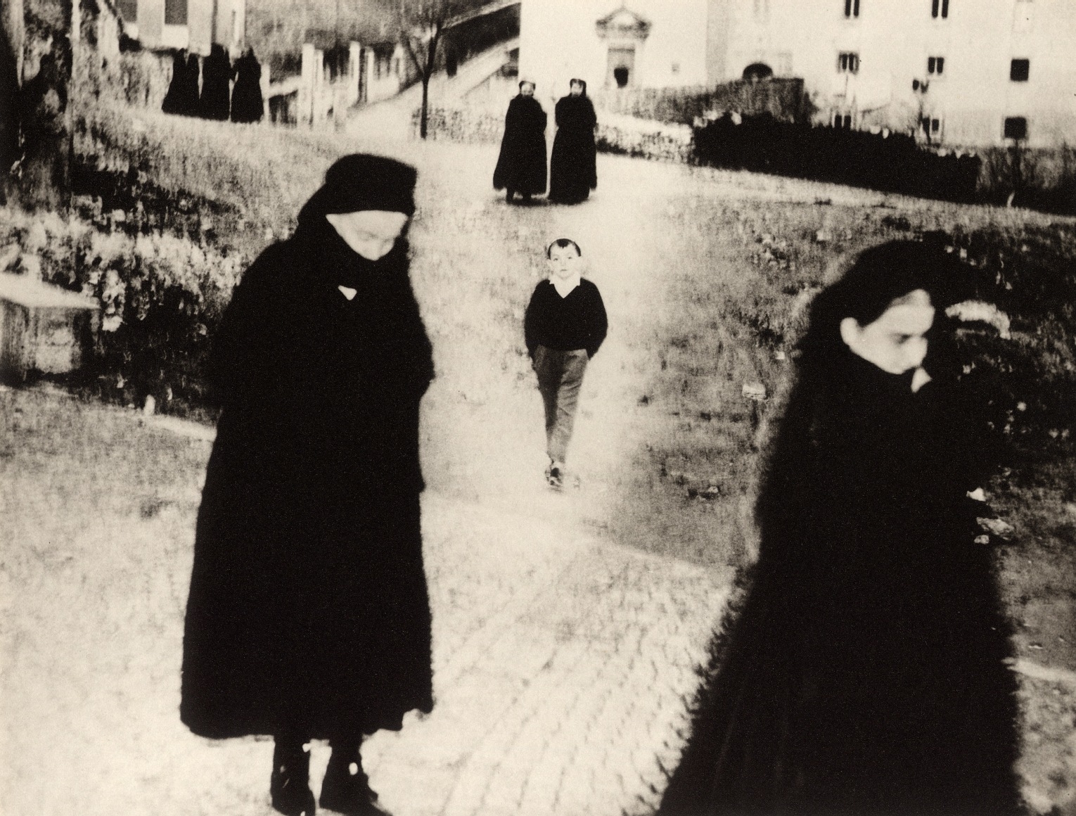 Mario Giacomelli - La Gente Del Sud, Scanno, 1959