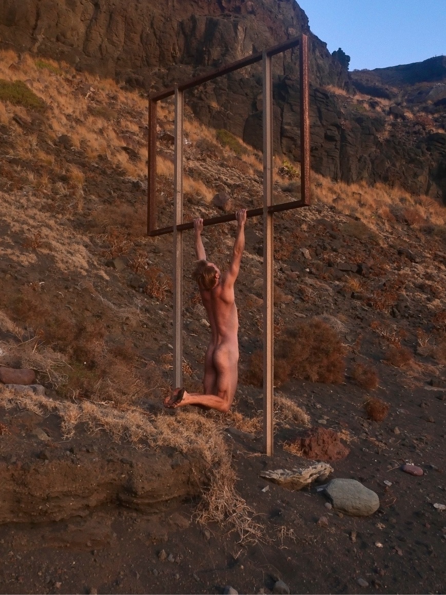 Serge Le Hidalgo  Billboard, 2018  Archival Pigment Print  20 x 16 inches    © Serge Le Hidalgo, courtesy of Little Black Gallery, London