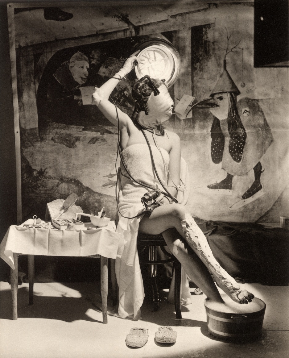 Horst P Horst - &nbsp;Electric Beauty, Paris, 1939
