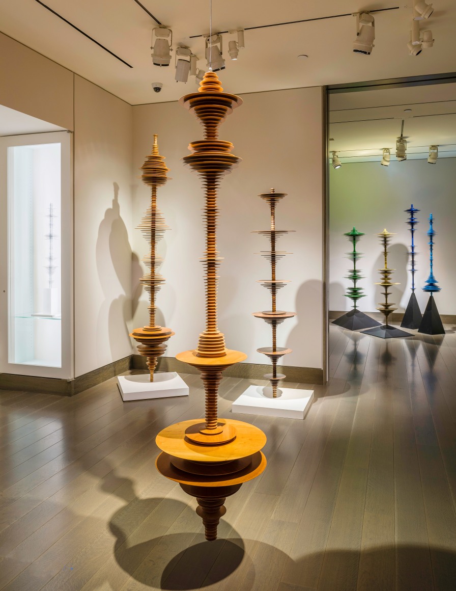 installation view of Elizabeth Turk, &quot;Tipping Point - Echoes of Extinction&quot; at Hirschl &amp; Adler Modern, October 1 - November 20, 2020