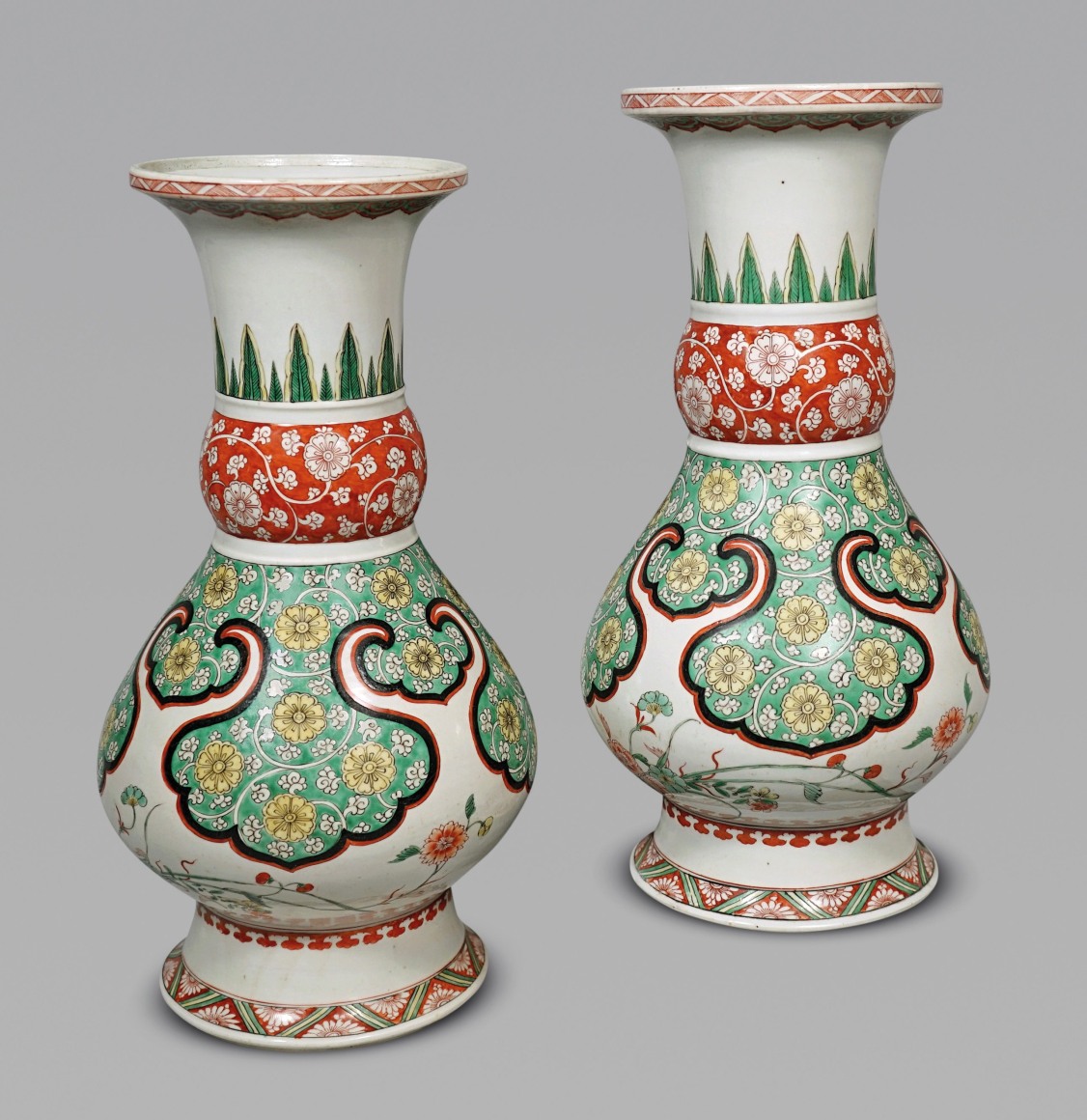 Pair of Chinese Famille Verte Porcelain Vases - - Catalogue - Ralph M ...