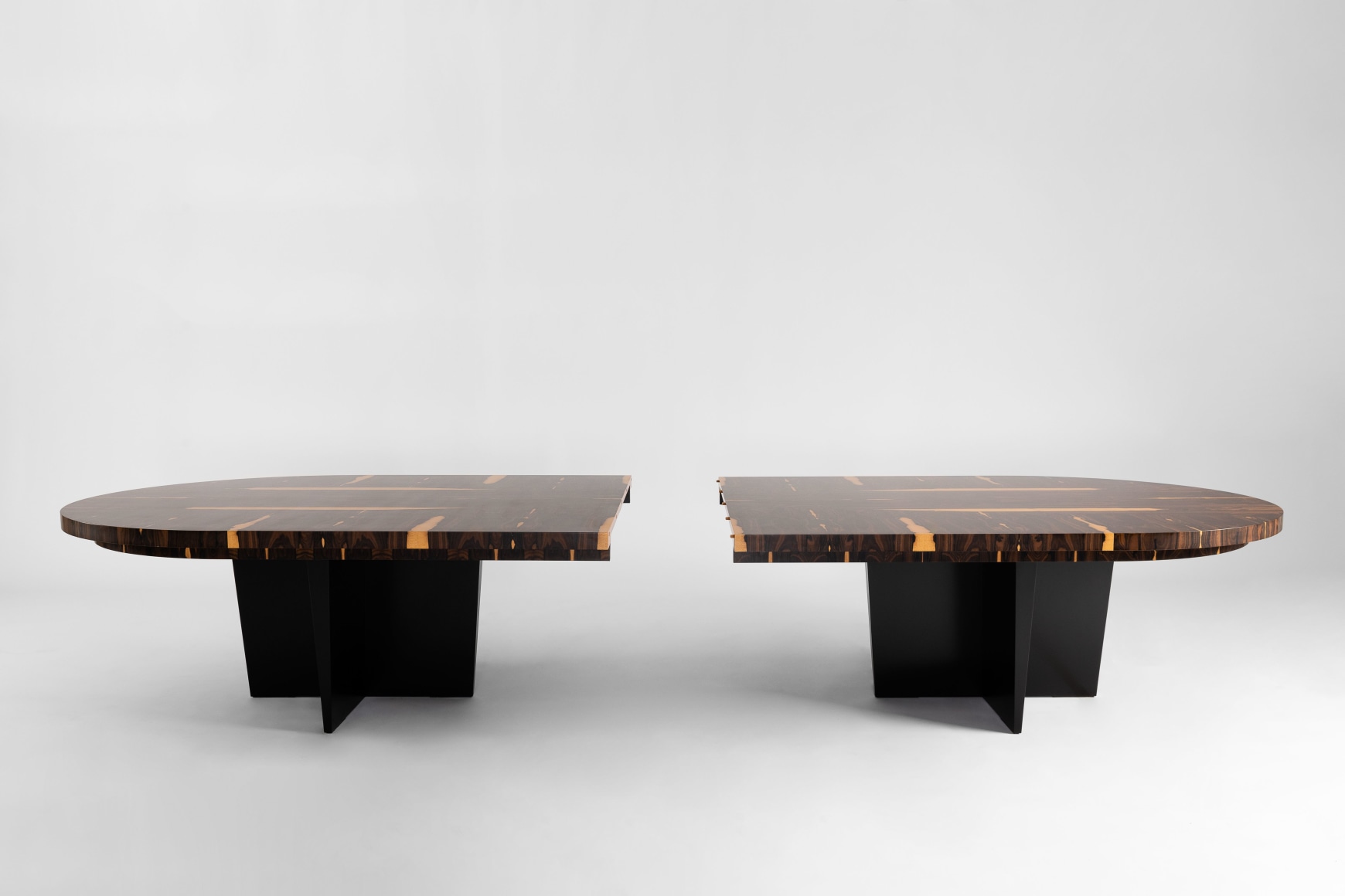 Table georgis &amp; m.