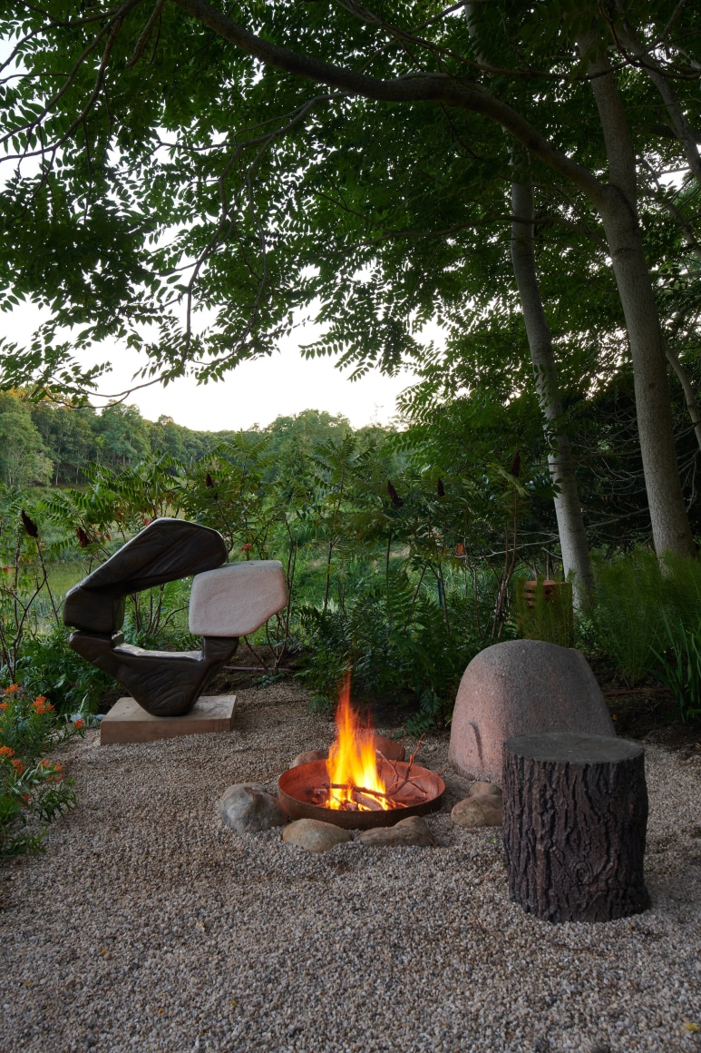 Galerie Showhouse. Garden by Kimberly Von Koontz. Photo by Michael Mundy.