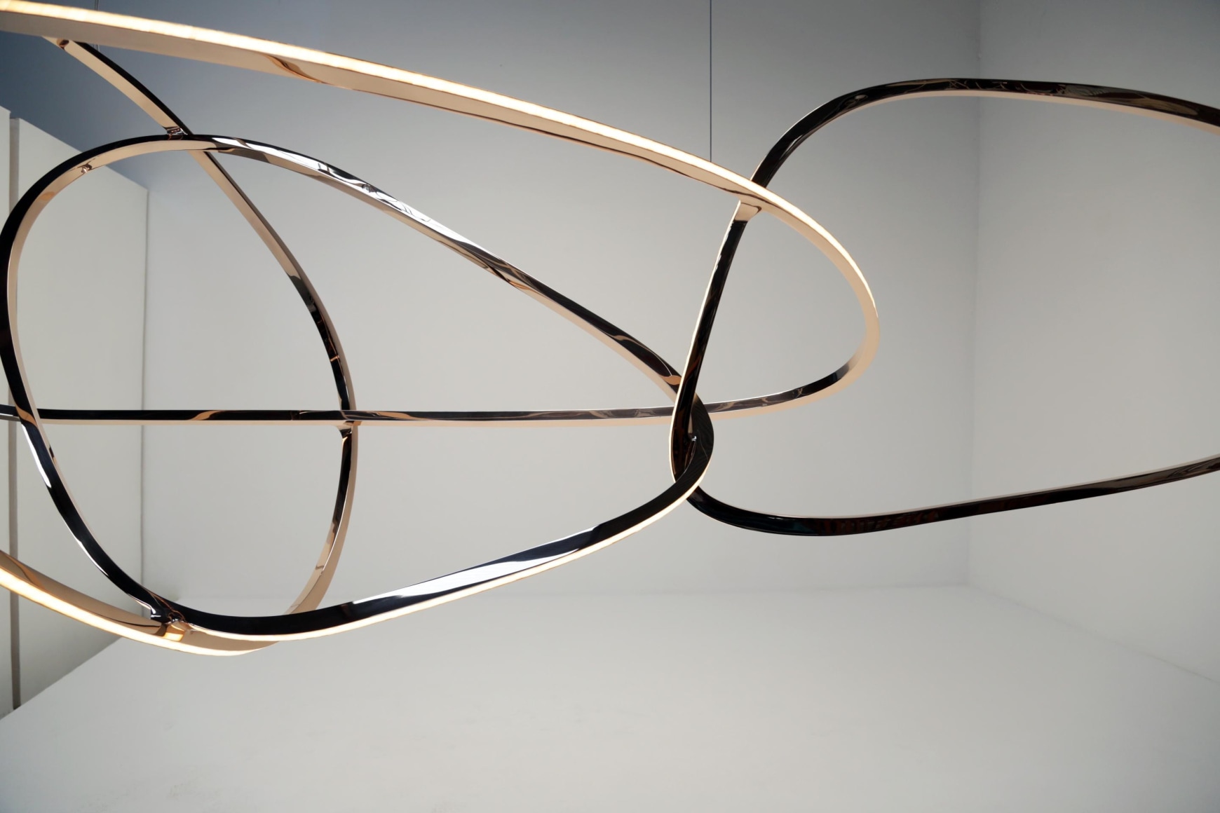 Propulsion Barry Chandelier