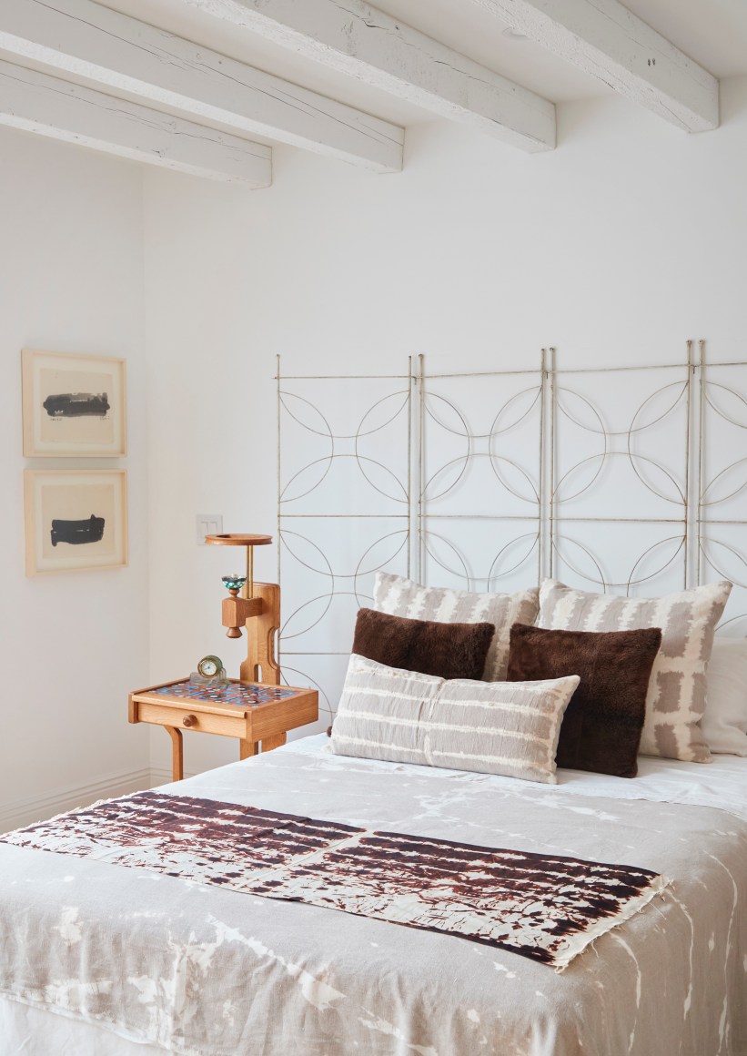 Guillerme et Chambron side table