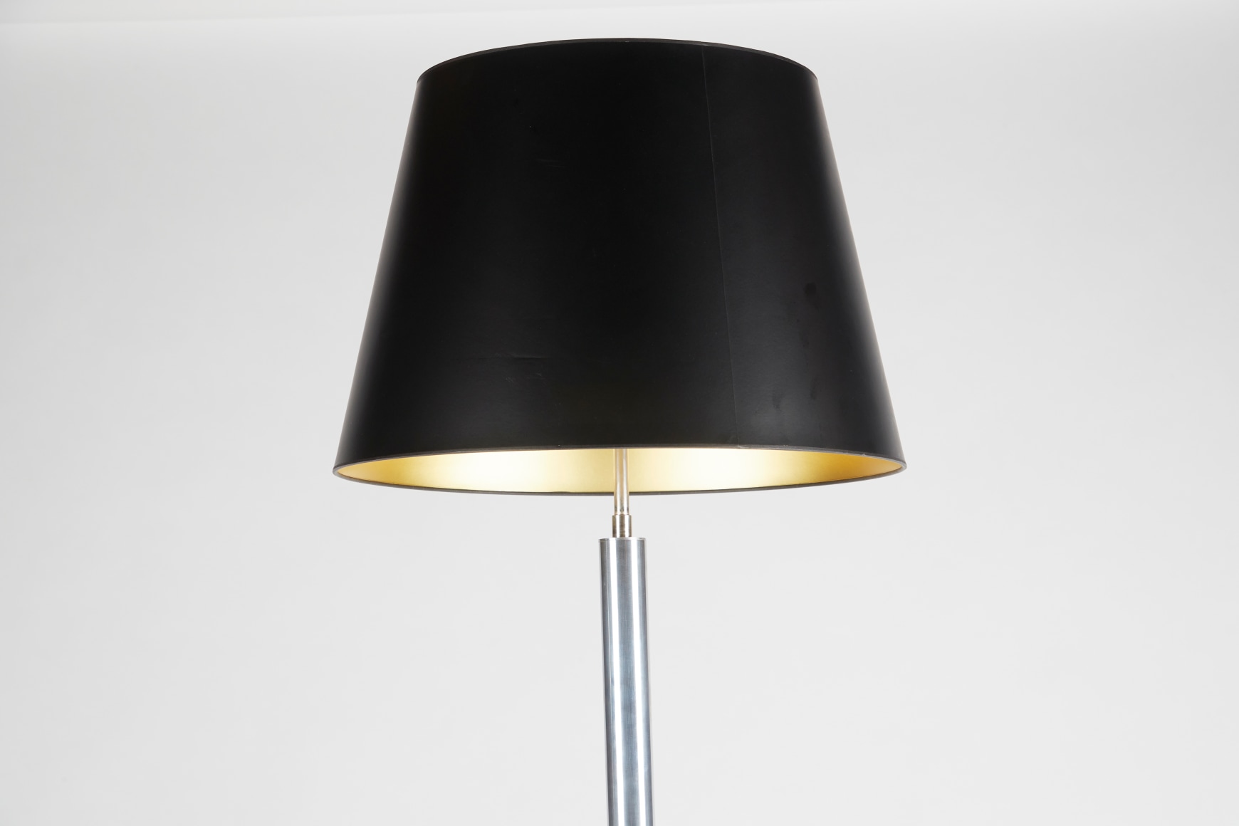 Leleu Lamp
