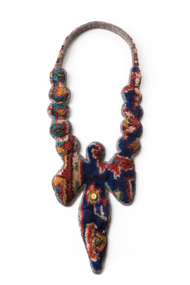 Einat Leader in Parallel Lines