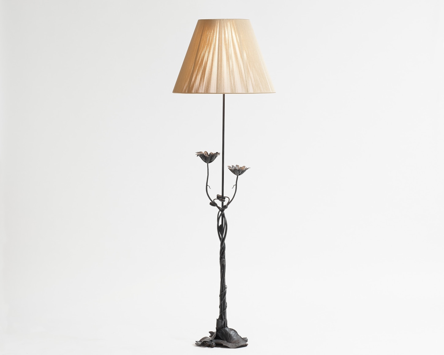 Lily lamp