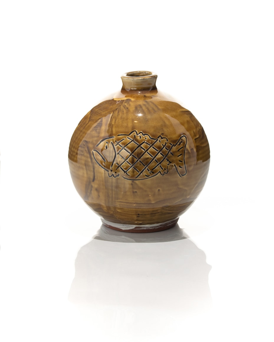 amberfishglobularvase