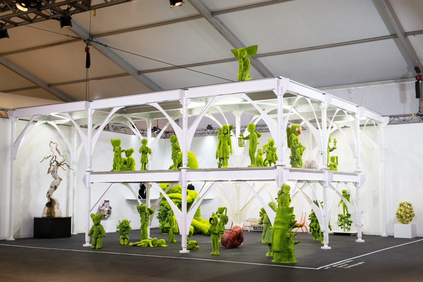 DESIGN MIAMI REVIEW: REFLECTIONS ON A FUTURE GOLDEN AGE OF DESIGN