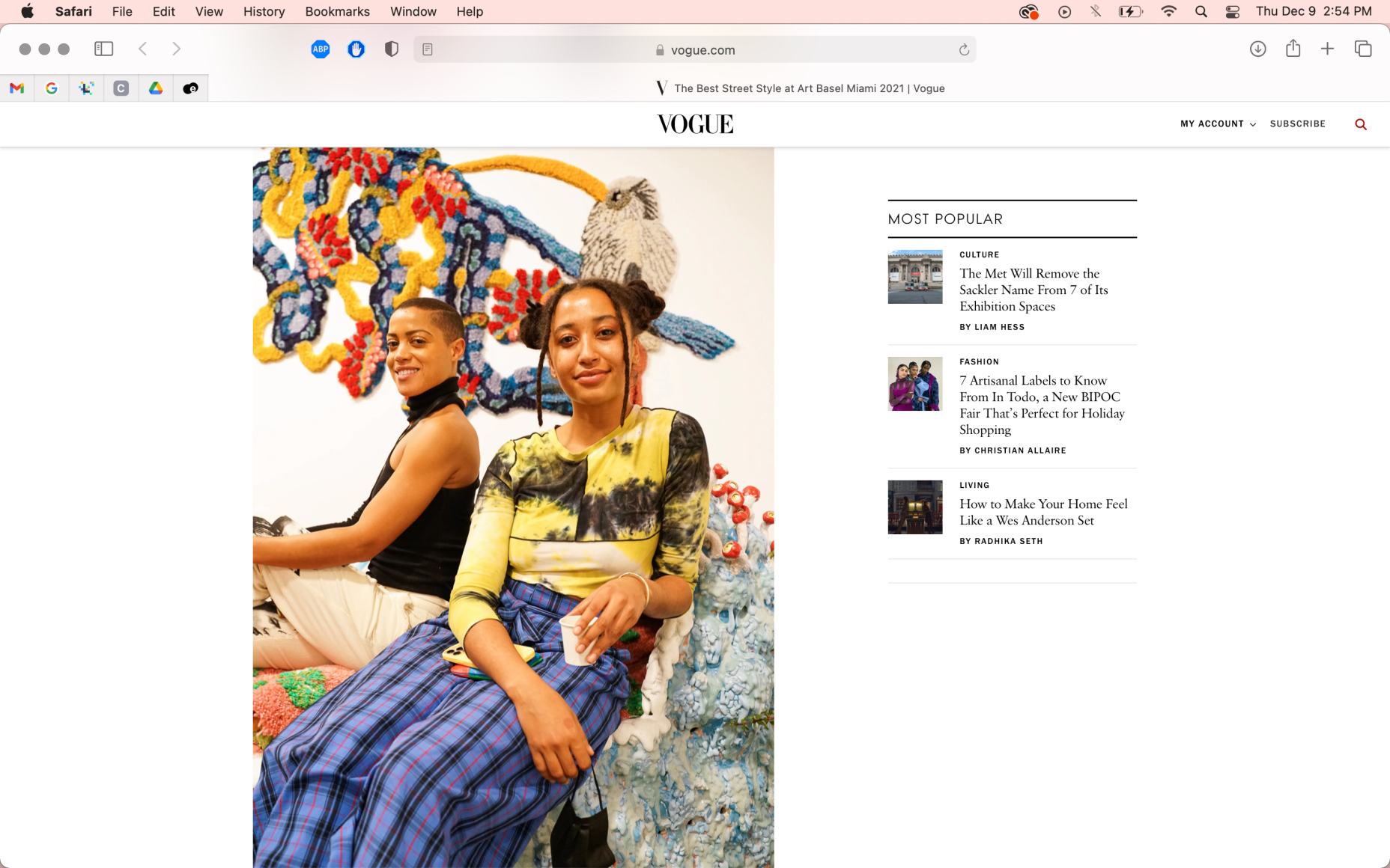 Maty &amp;amp; Grace seated on Nick Weddell&#039;s Gorgon&nbsp;(2021, Glazed stoneware and wool) [SOLD]