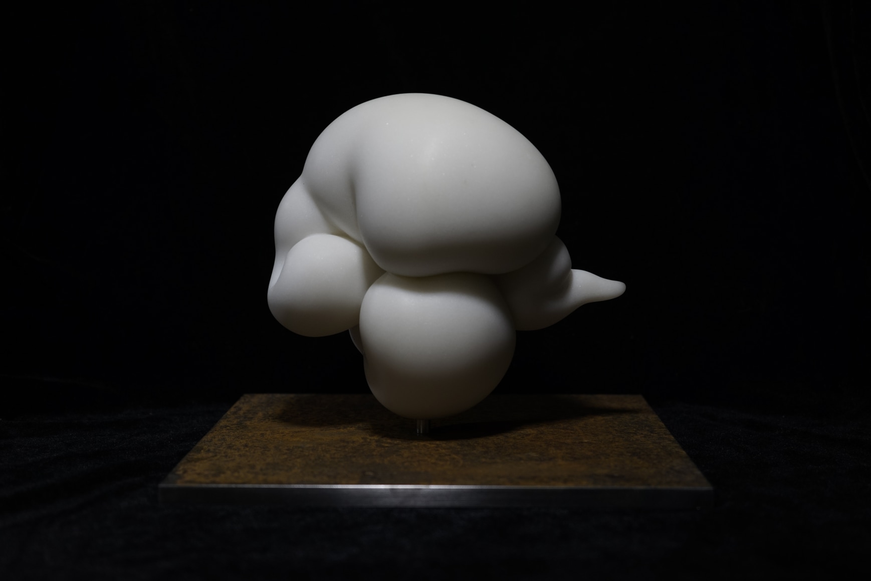 Song Hongquan 宋红权(b. 1978), Cloud 001 云001