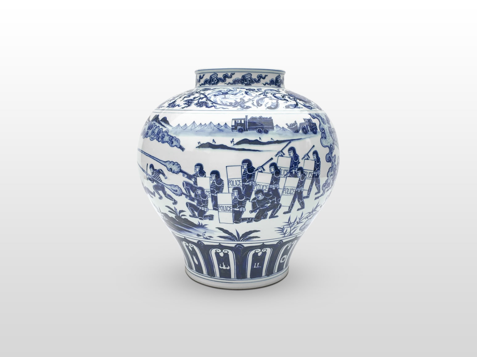 Blue-and-White Porcelain Vase (Demonstrations) 青花瓷瓶(示威)