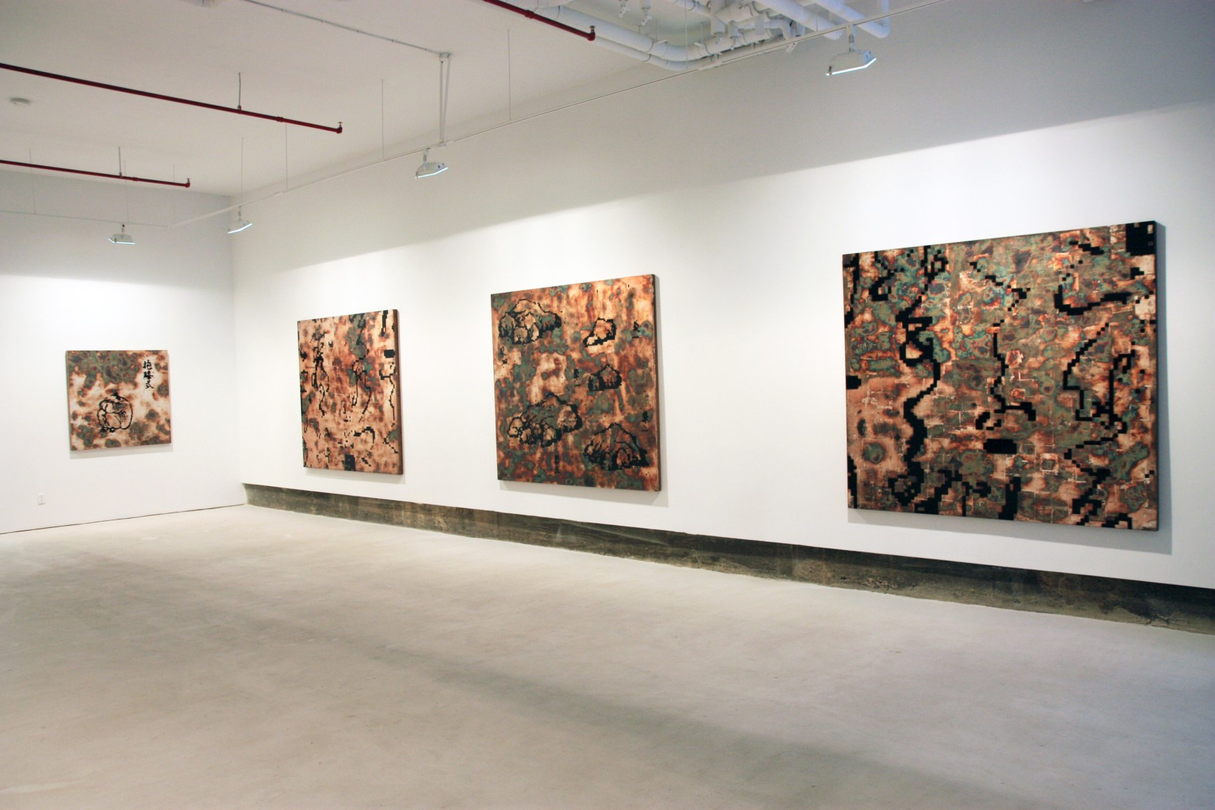 Yi Bite:&nbsp;Recent Works by Feng MengboInstallation view