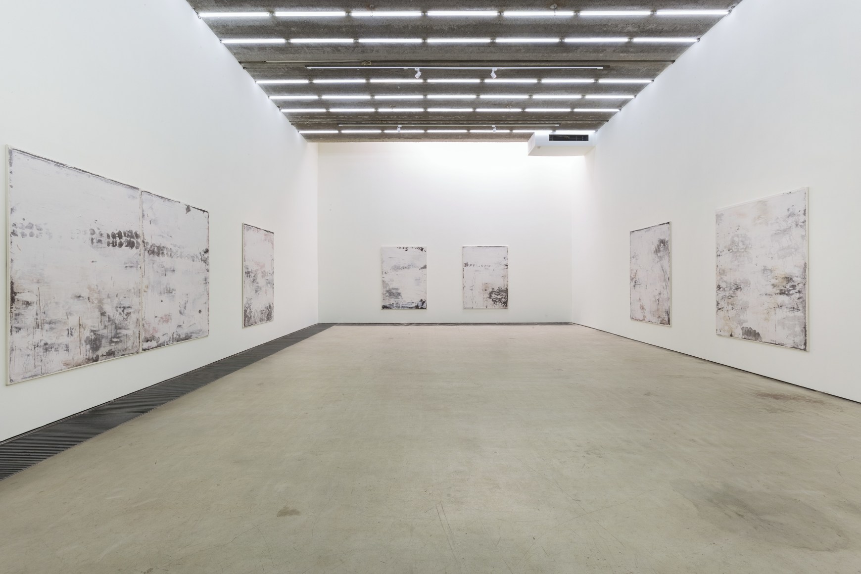 Yan Shanchun: A Decade of Paintings and Prints