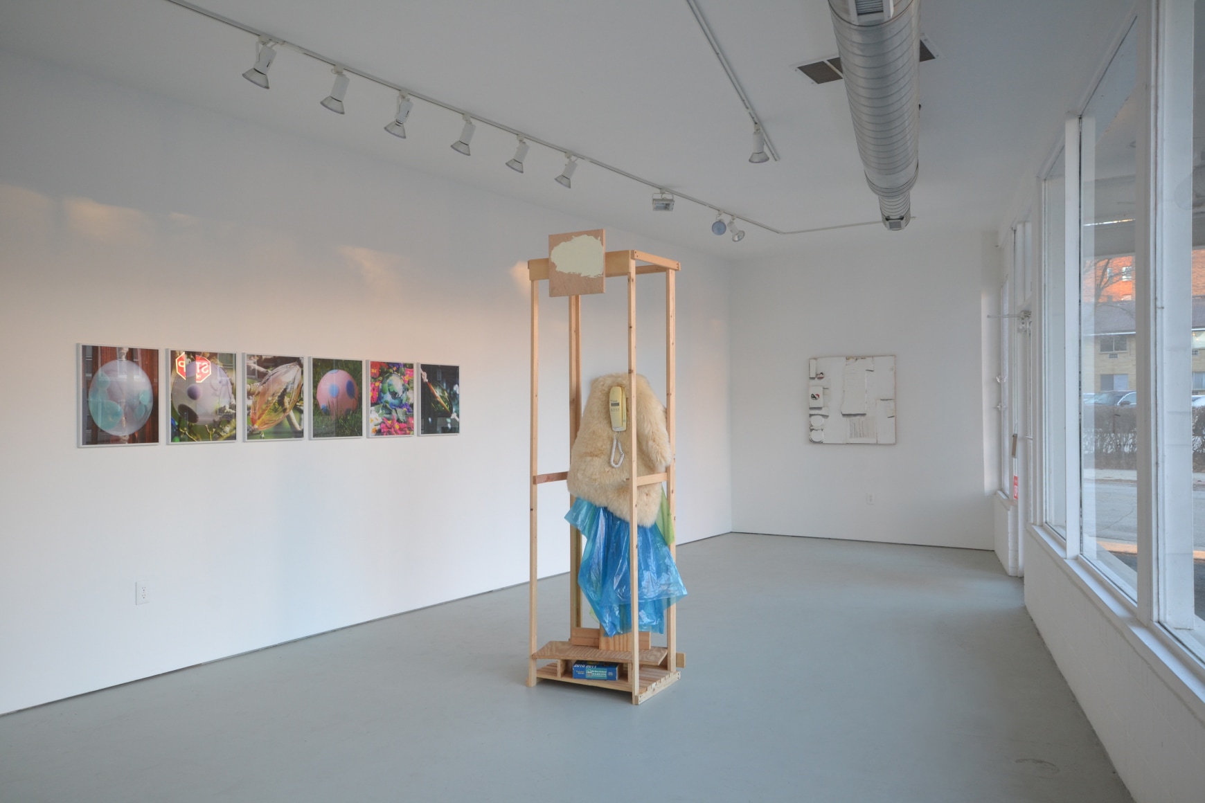 Installation view Nude Model