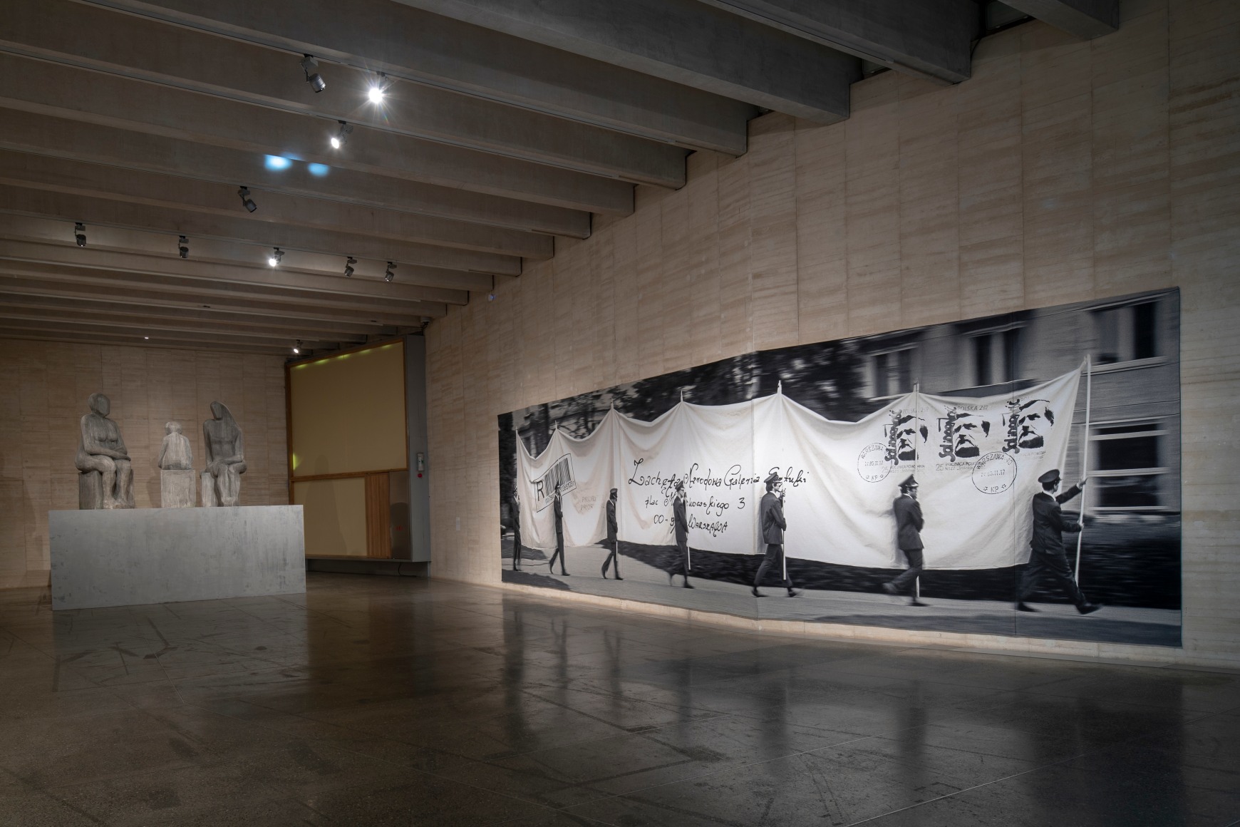 Goshka Macuga, IN FLUX