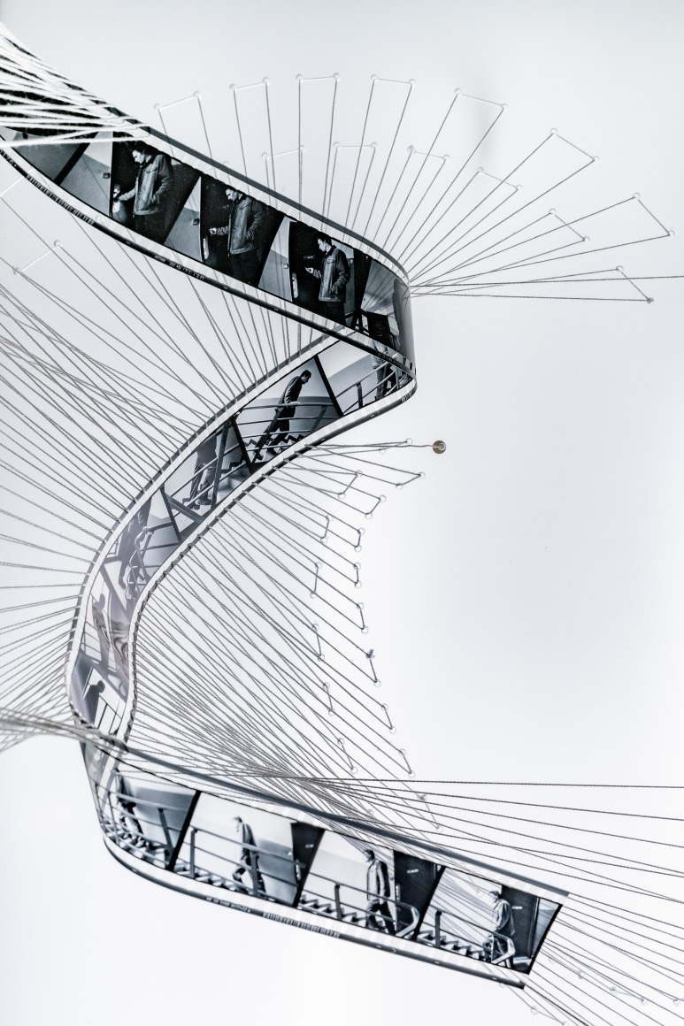 J&aacute;n Manču&scaron;ka, Incomplete Movement