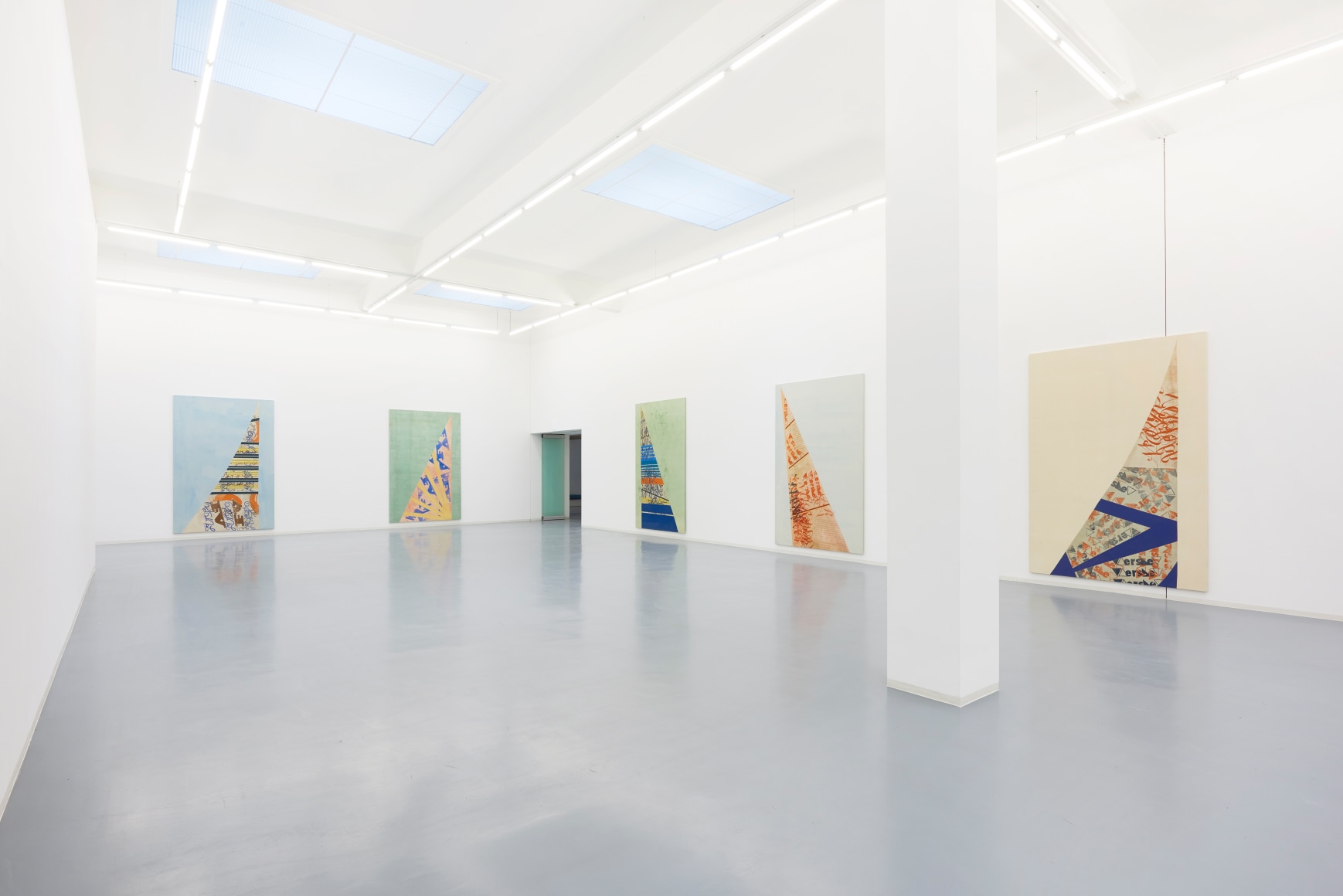 Fredrik V&aelig;rslev,&nbsp;Tan Lines