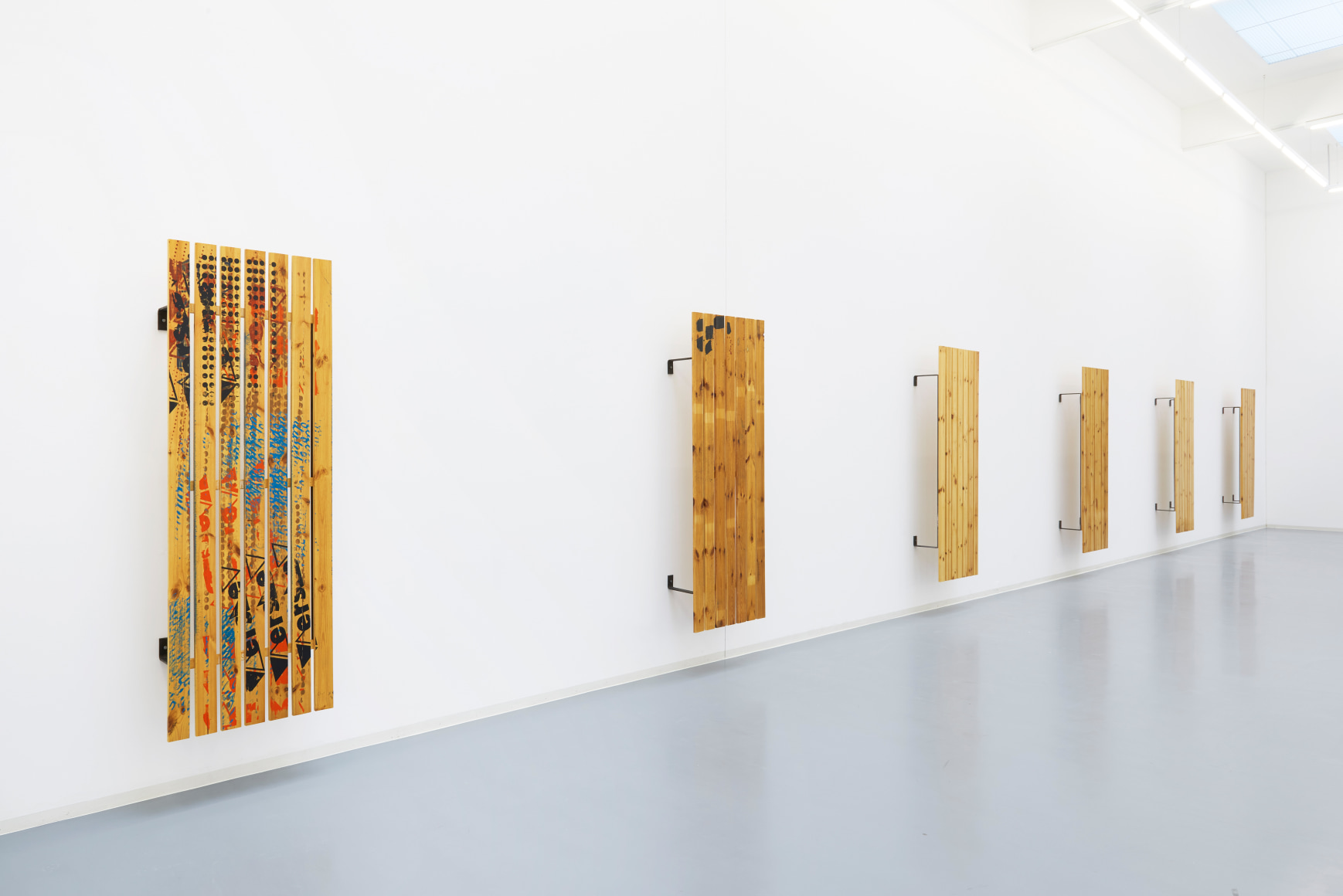 Fredrik V&aelig;rslev,&nbsp;Tan Lines