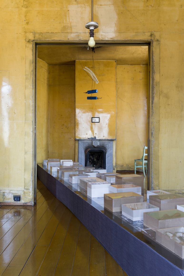 Liz Magor, TIMESHARE