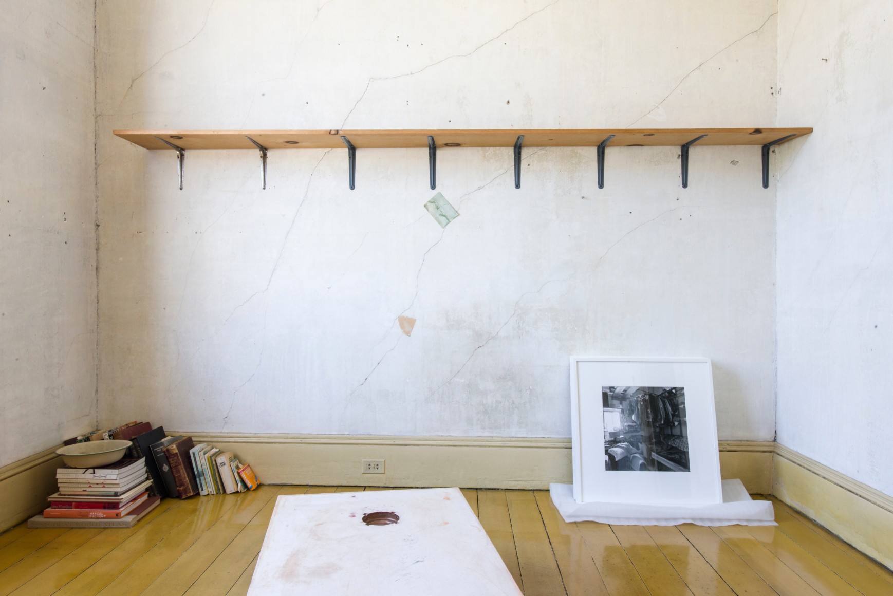 Liz Magor, TIMESHARE