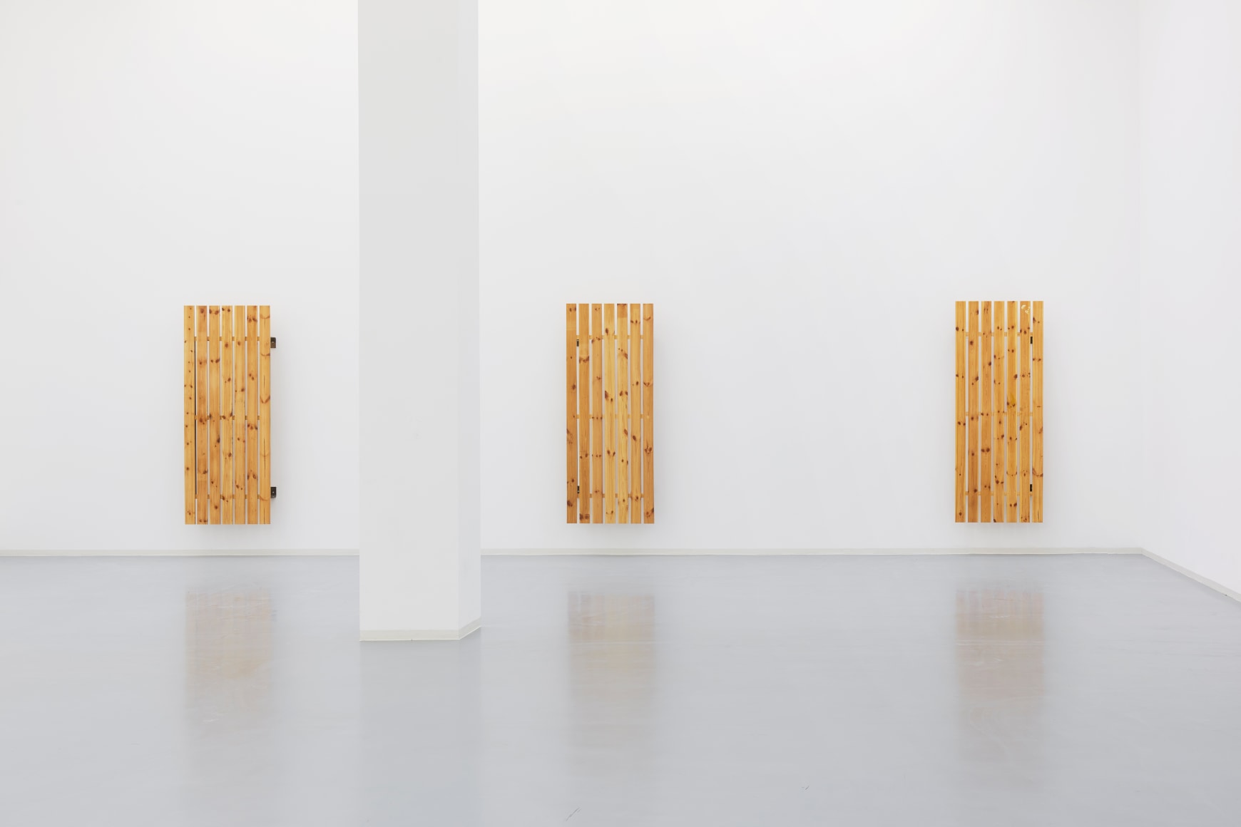 Fredrik V&aelig;rslev,&nbsp;Tan Lines