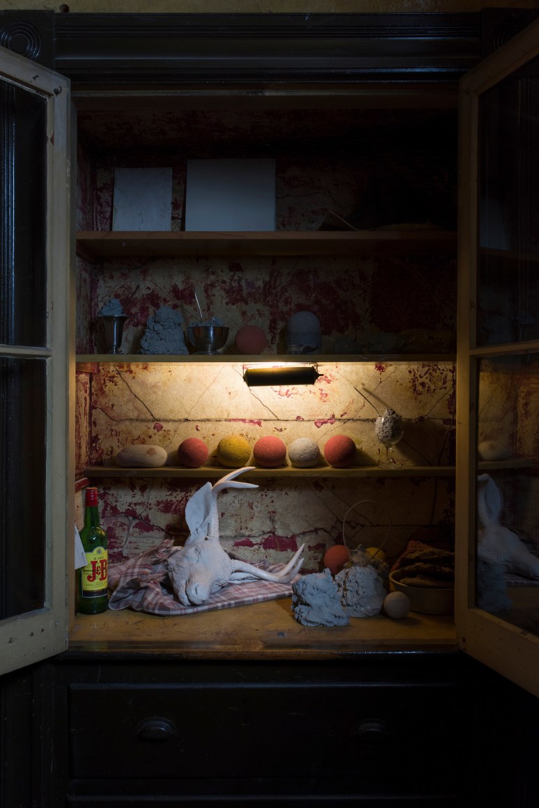 Liz Magor, TIMESHARE