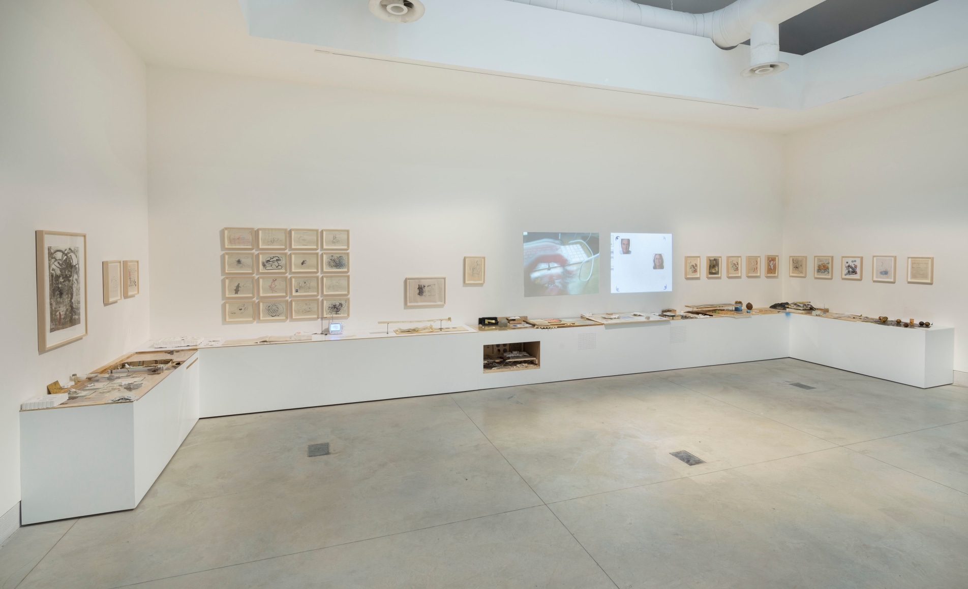 Uri Aran, The Encyclopedic Palace