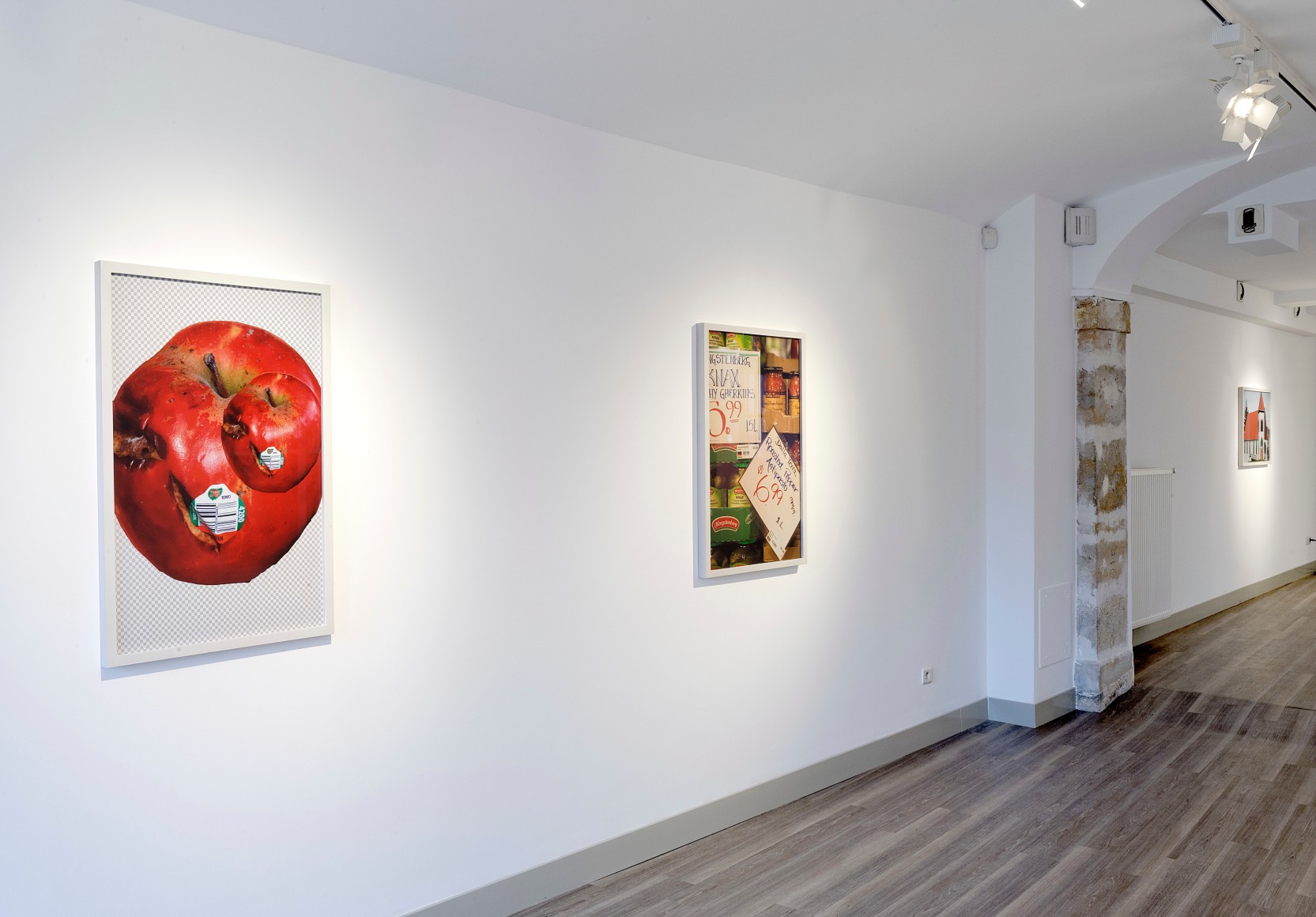 Roe Ethridge, 12th Biennale de Lyon: Meanwhile… Suddenly, and Then