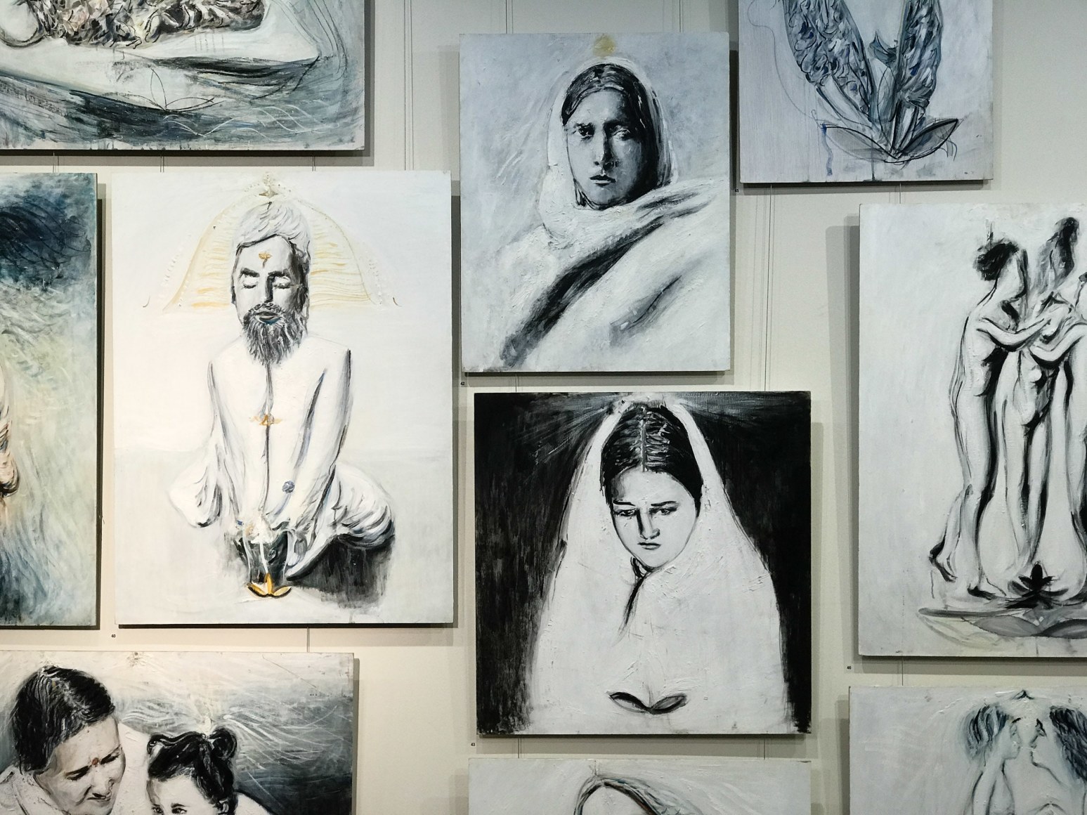 Alex Carletti Heaven on Earth - A Visionary Art Exhibition Installation View 2017