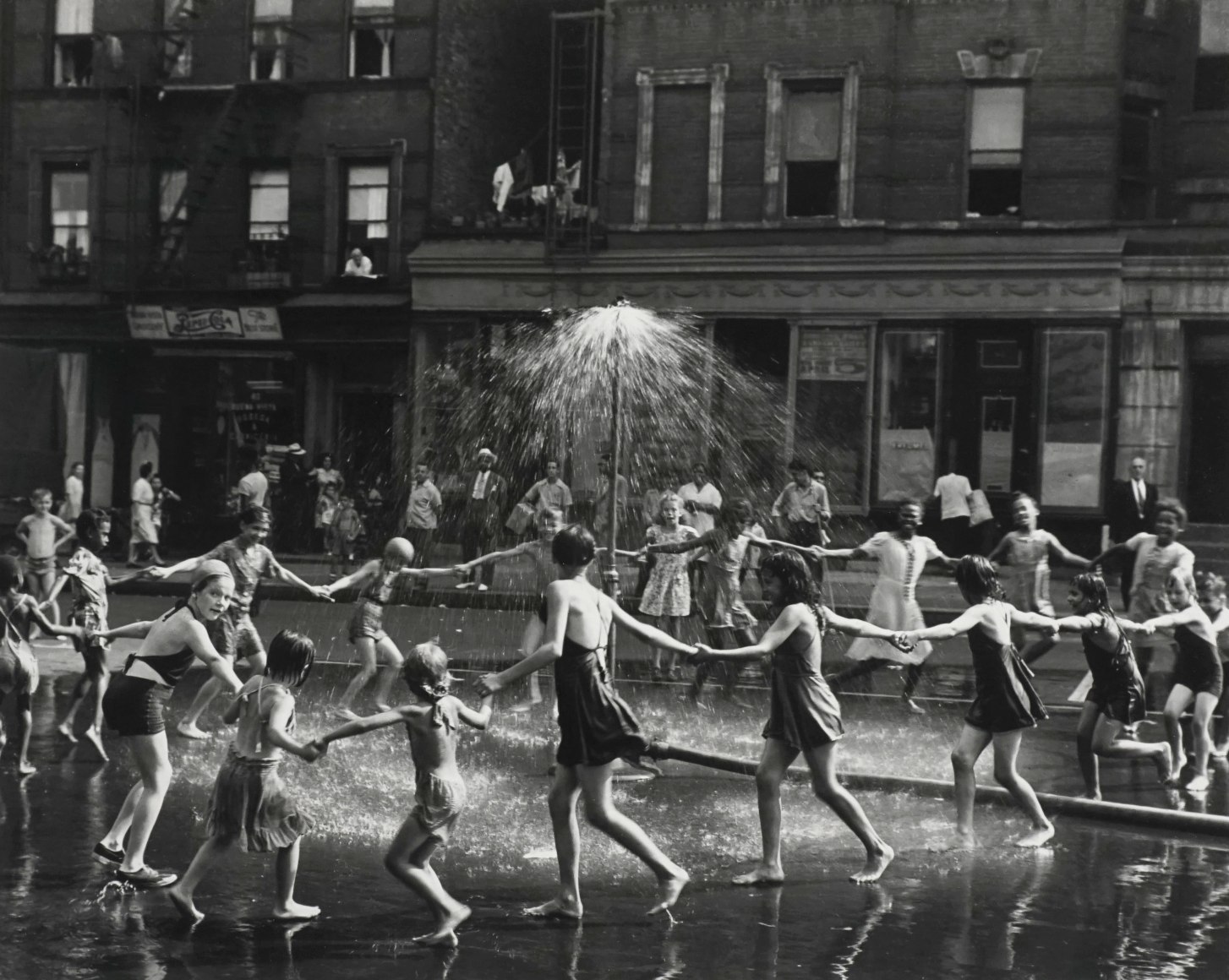 TODD WEBB (1905-2000), &quot;The Circle&quot;, La Salle St. at Amsterdam, New York, 1946