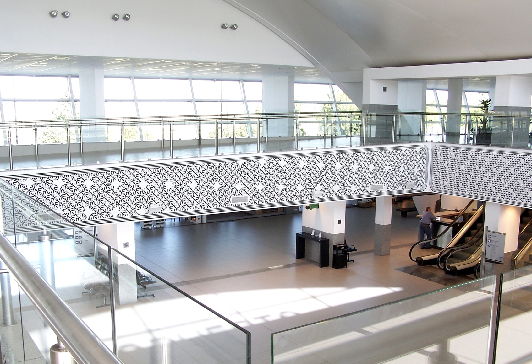 Pablo Siquier,&nbsp;Untitled, 2005,&nbsp;Vinyl on wall.&nbsp;National Airport Islas Malvinas, Rosario